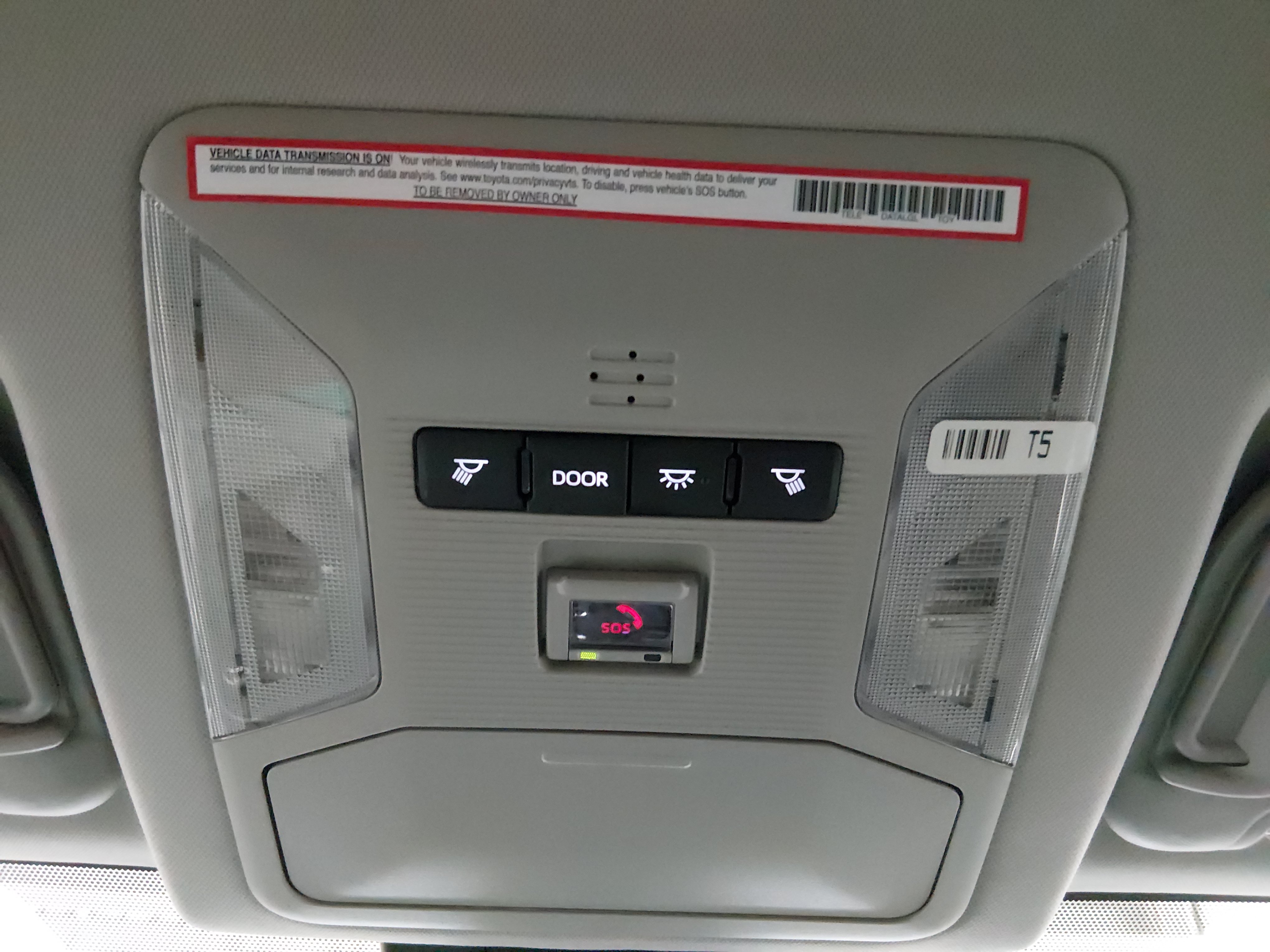 2024 Toyota RAV4 XLE - Photo 19