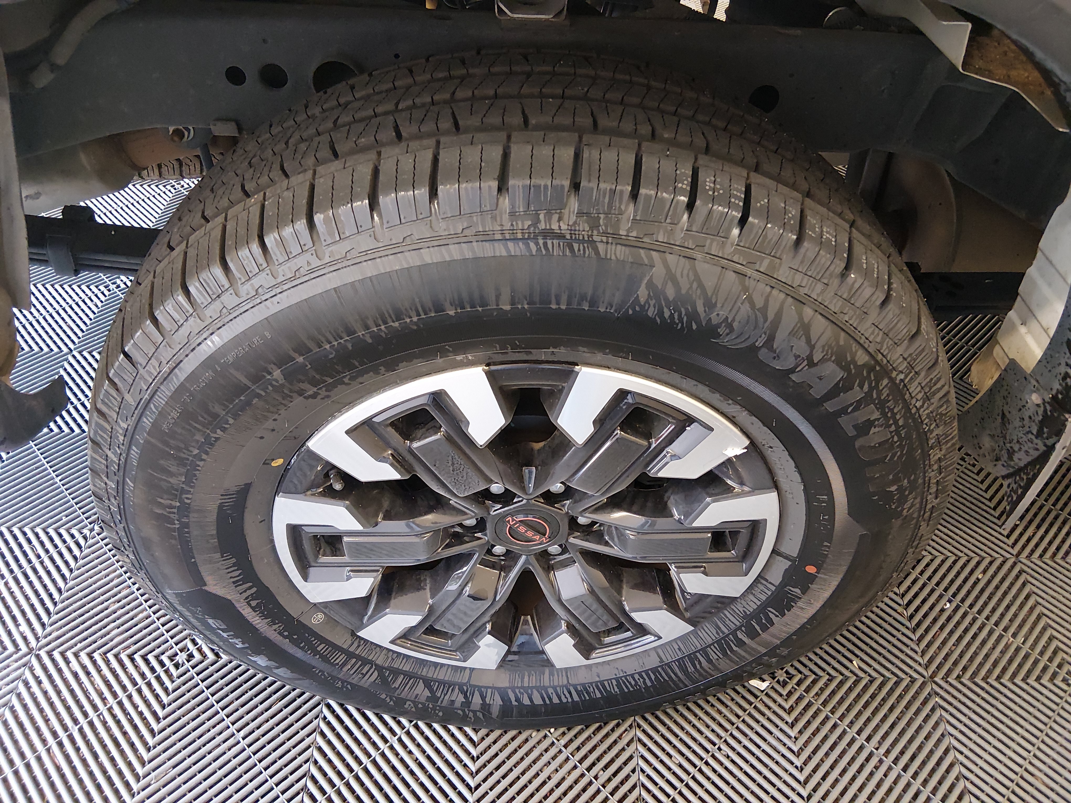 2024 Nissan Frontier PRO-4X - Photo 10