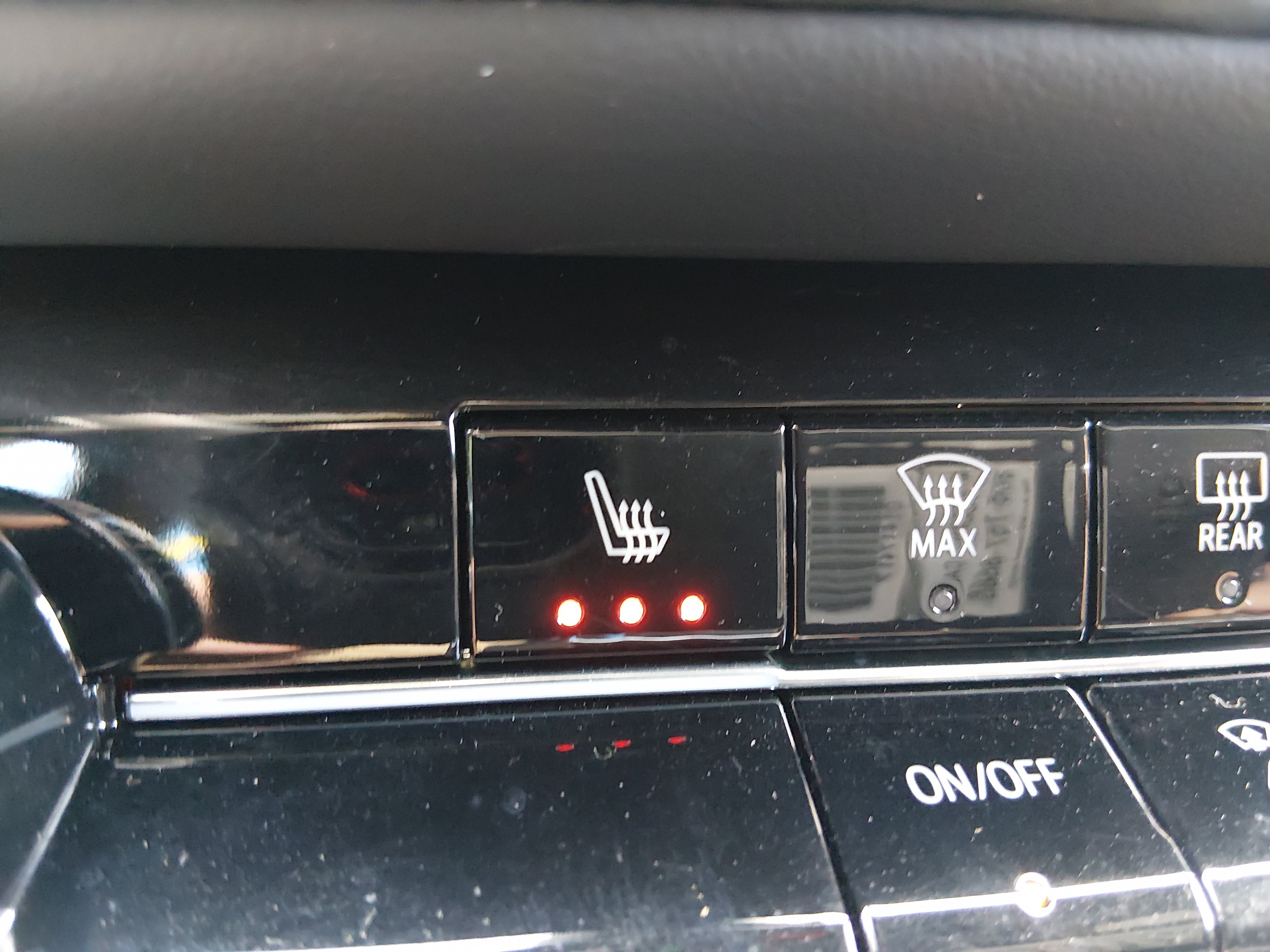 2026 Chevrolet Equinox LT - Photo 18