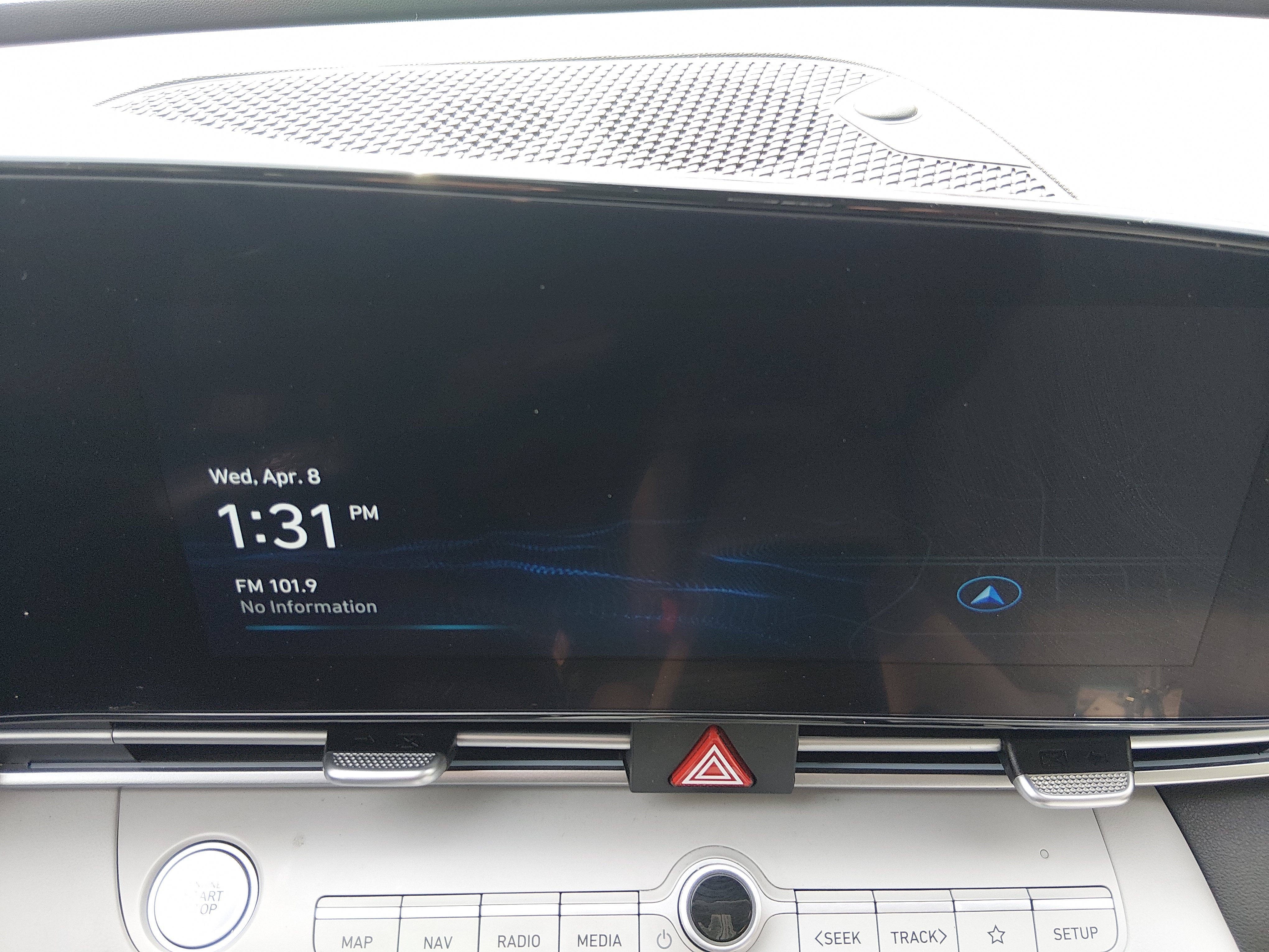 2024 Hyundai Elantra Limited - Photo 17