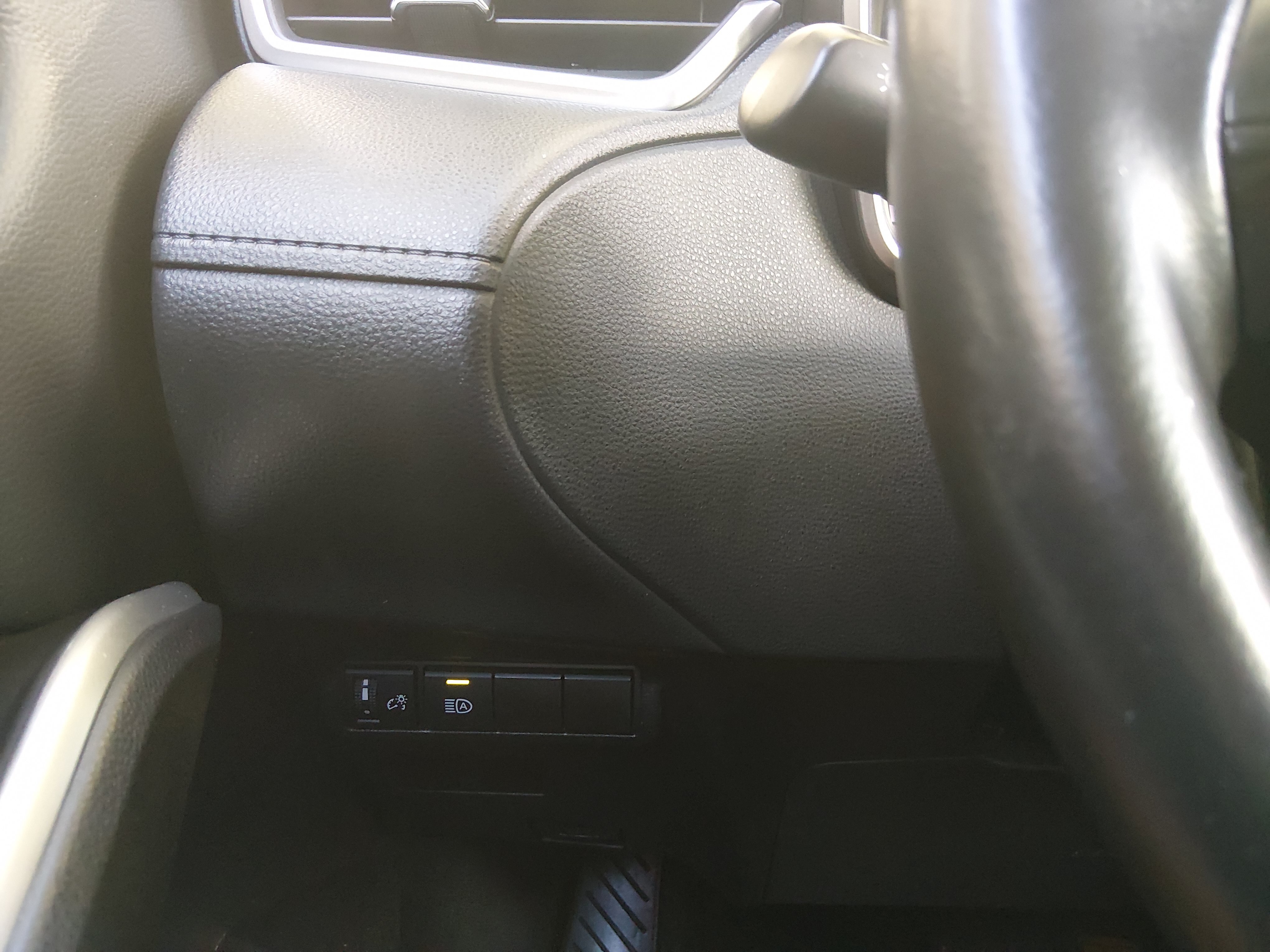 2024 Toyota Corolla Cross XLE - Photo 13