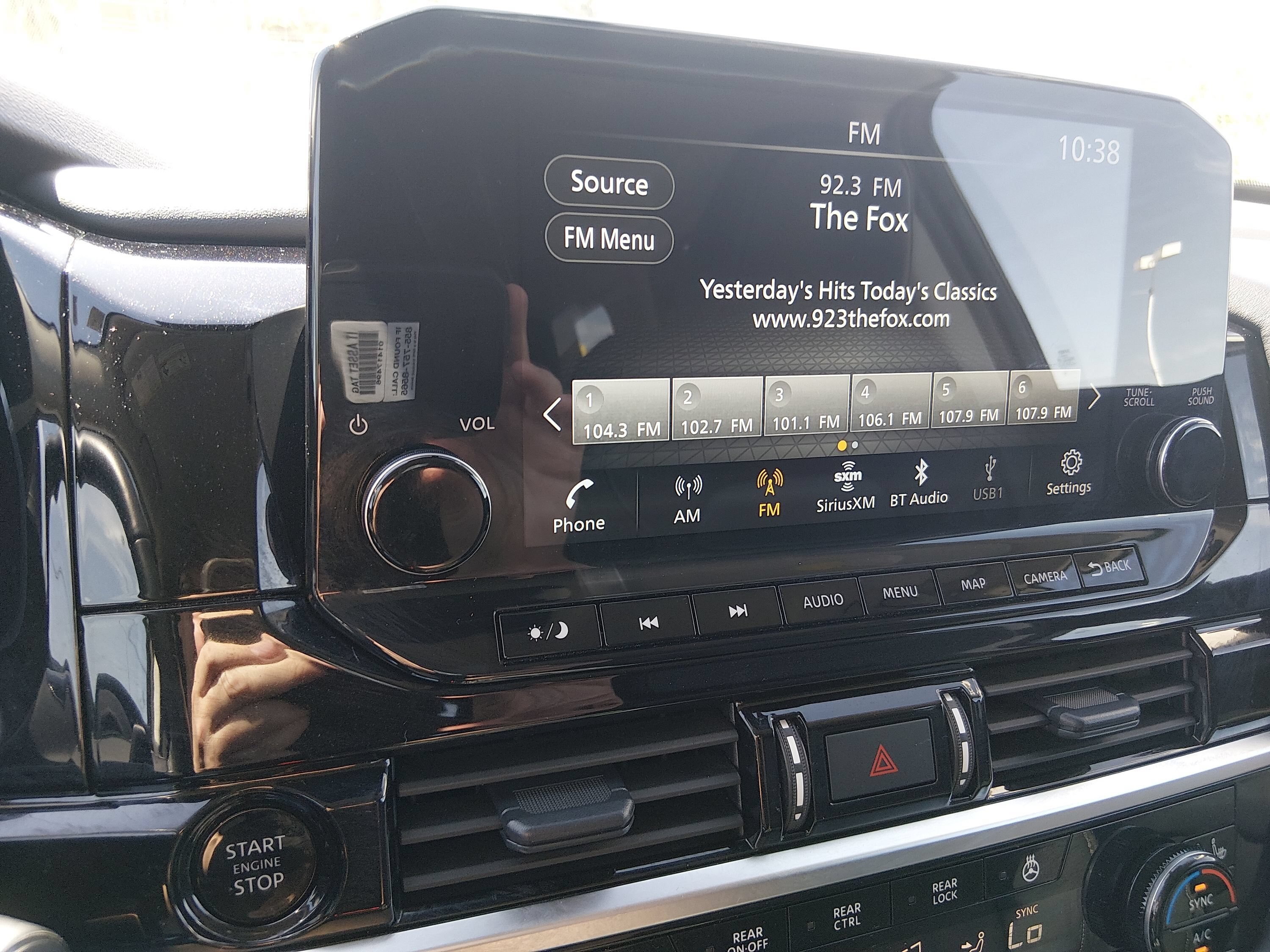 2025 Nissan Pathfinder SL - Photo 17