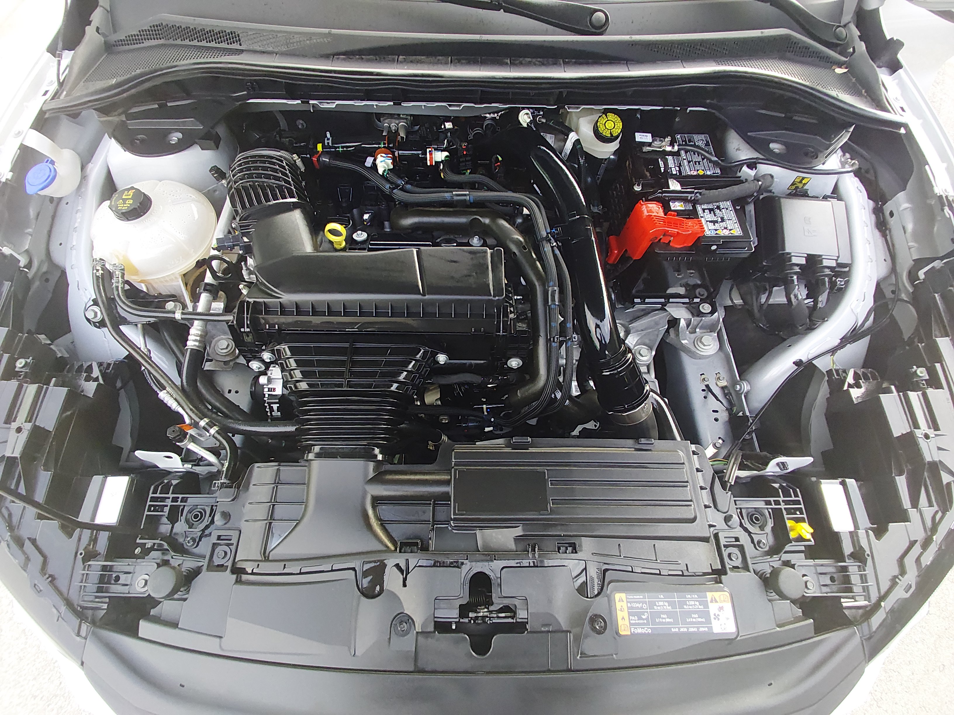 2025 Ford Escape ST-Line Select - Photo 9