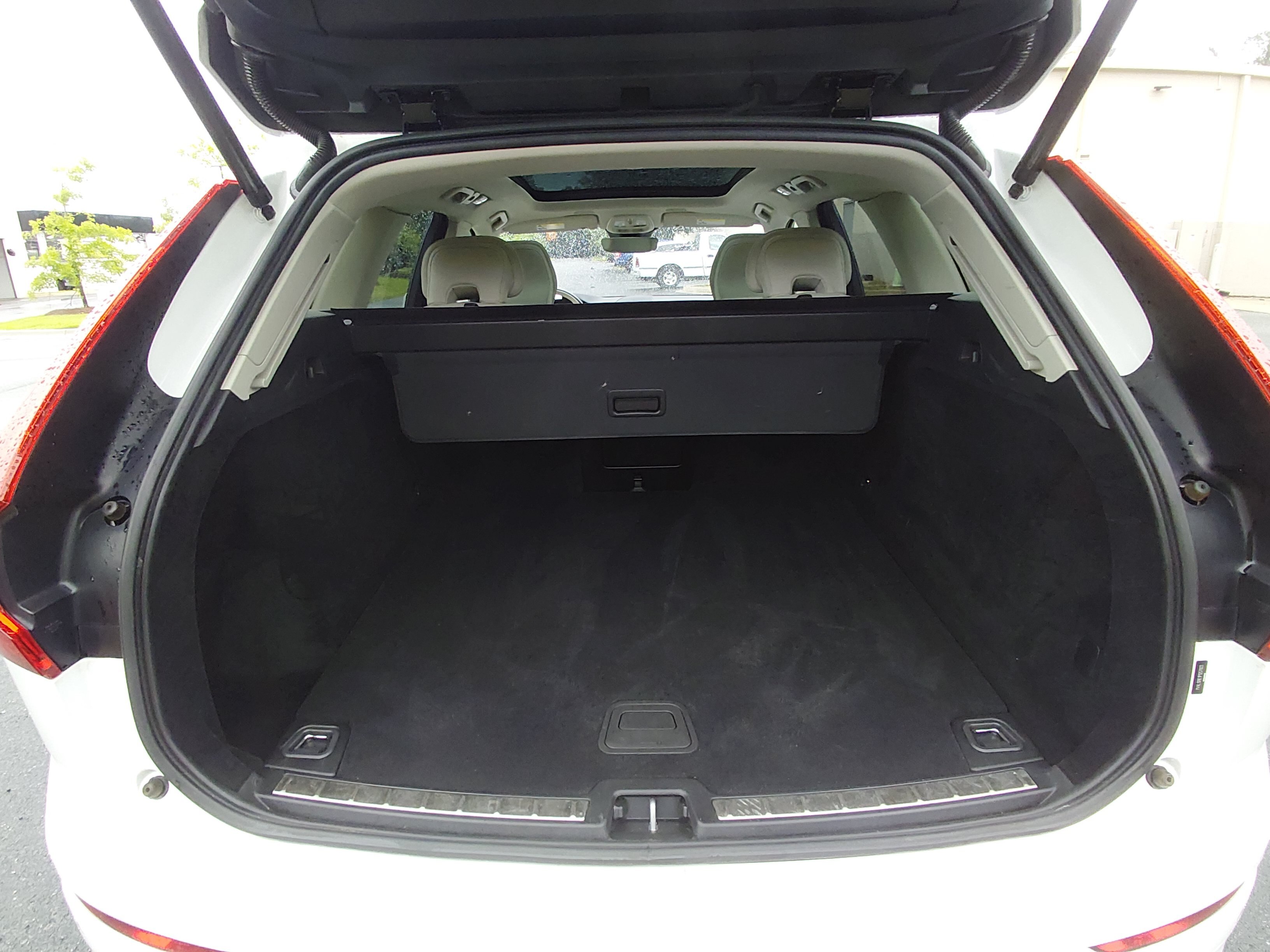 2023 Volvo XC60 Plus - Photo 11