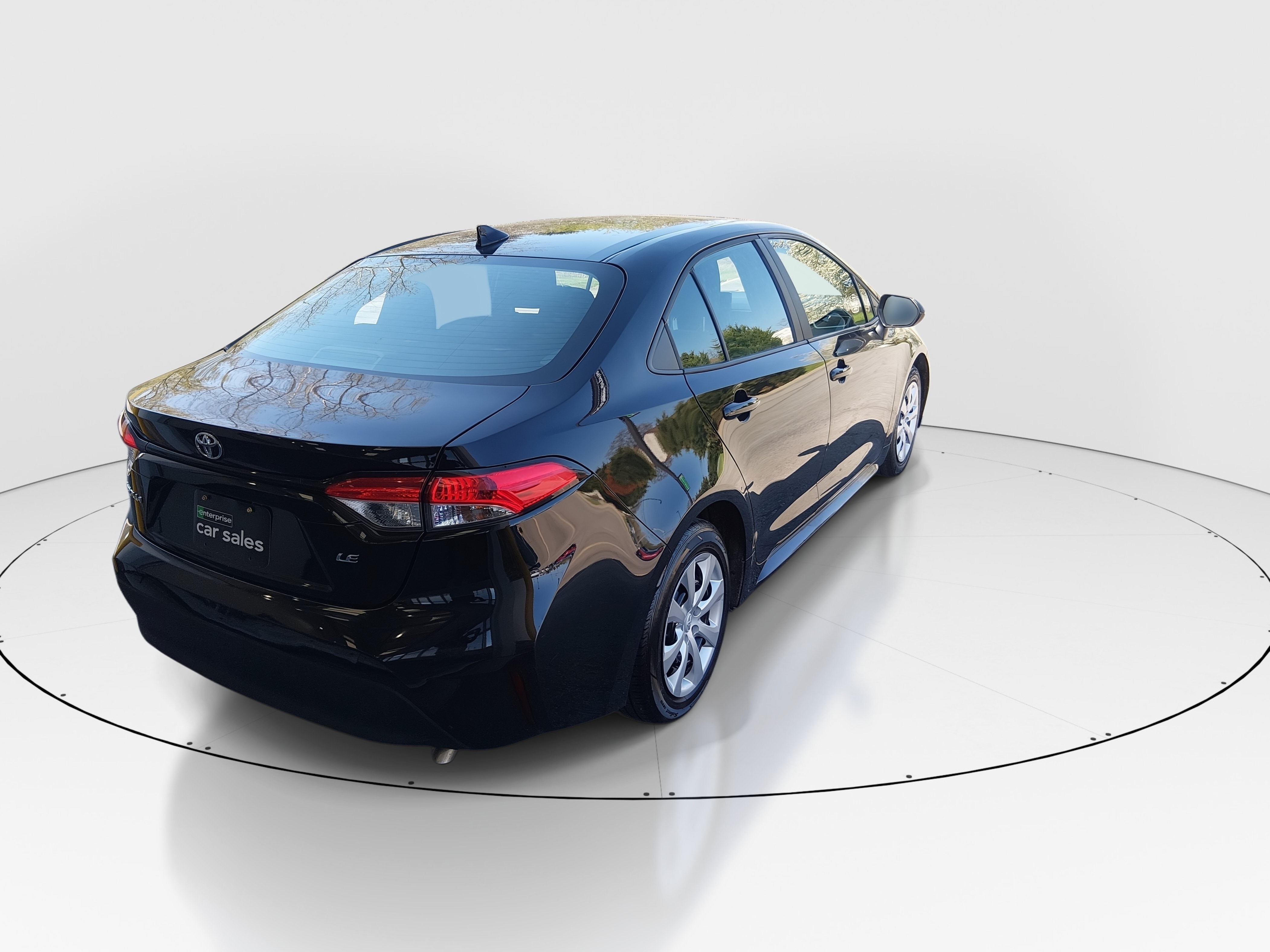 2024 Toyota Corolla LE - Photo 7