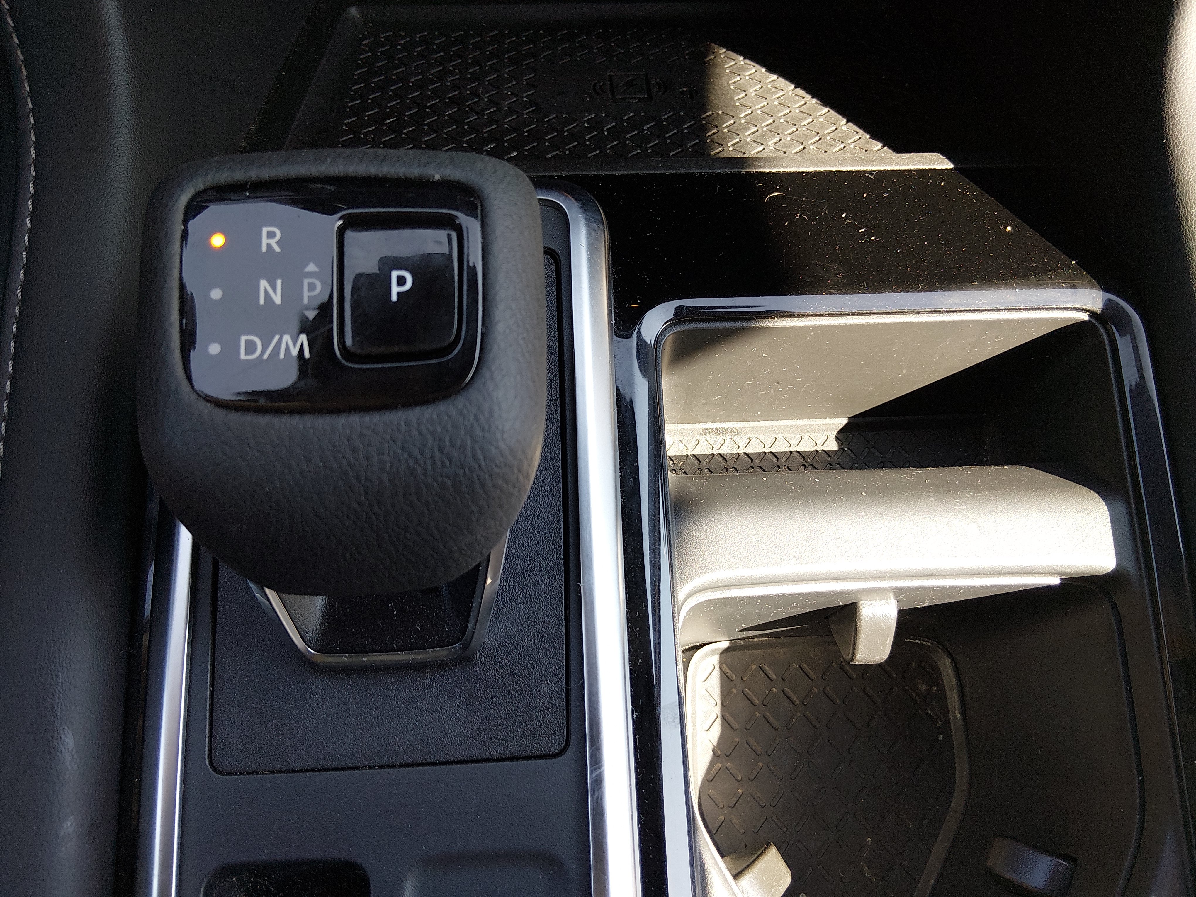 2025 Nissan Pathfinder SL - Photo 20