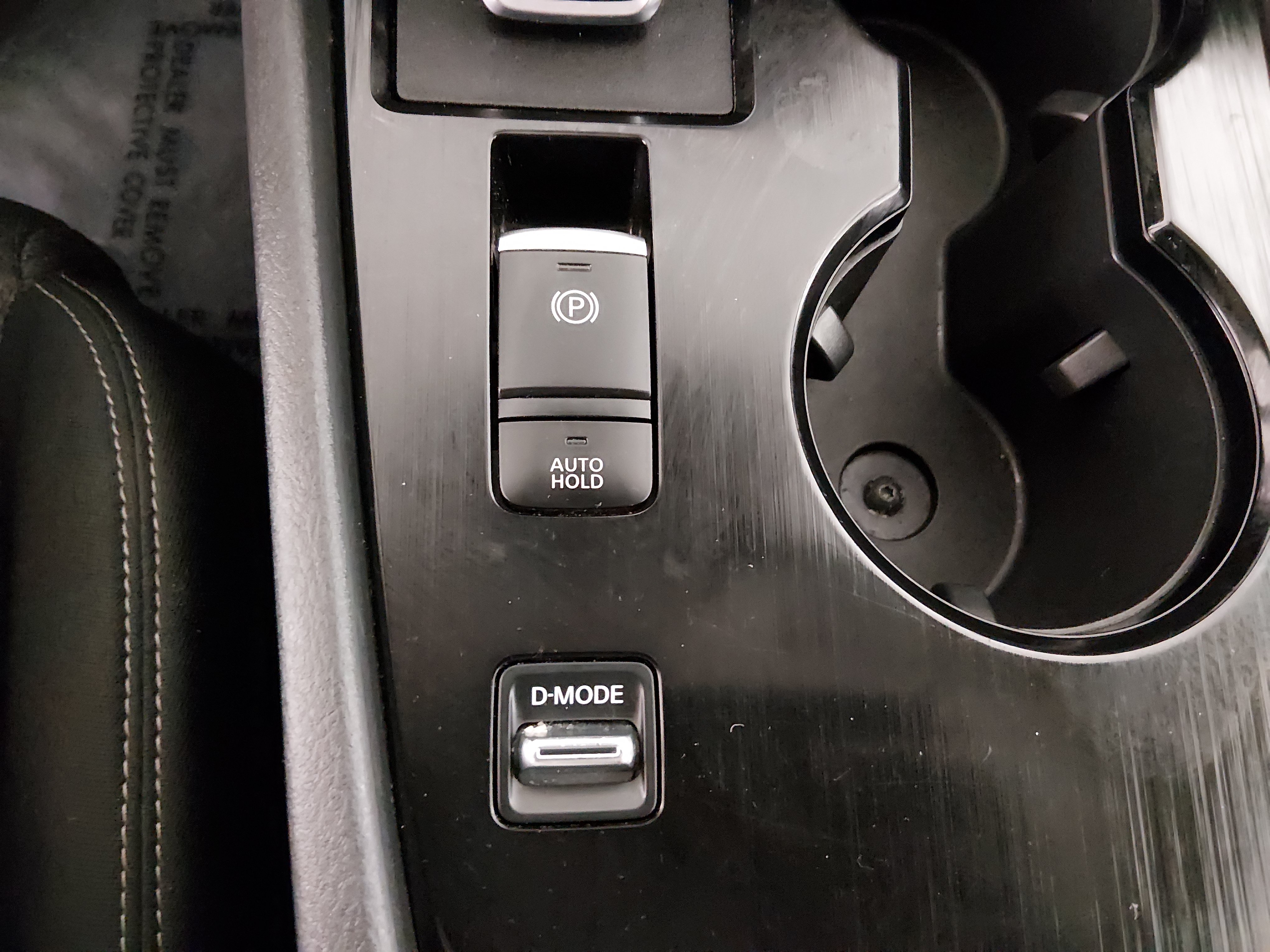 2024 Nissan Rogue SV - Photo 17