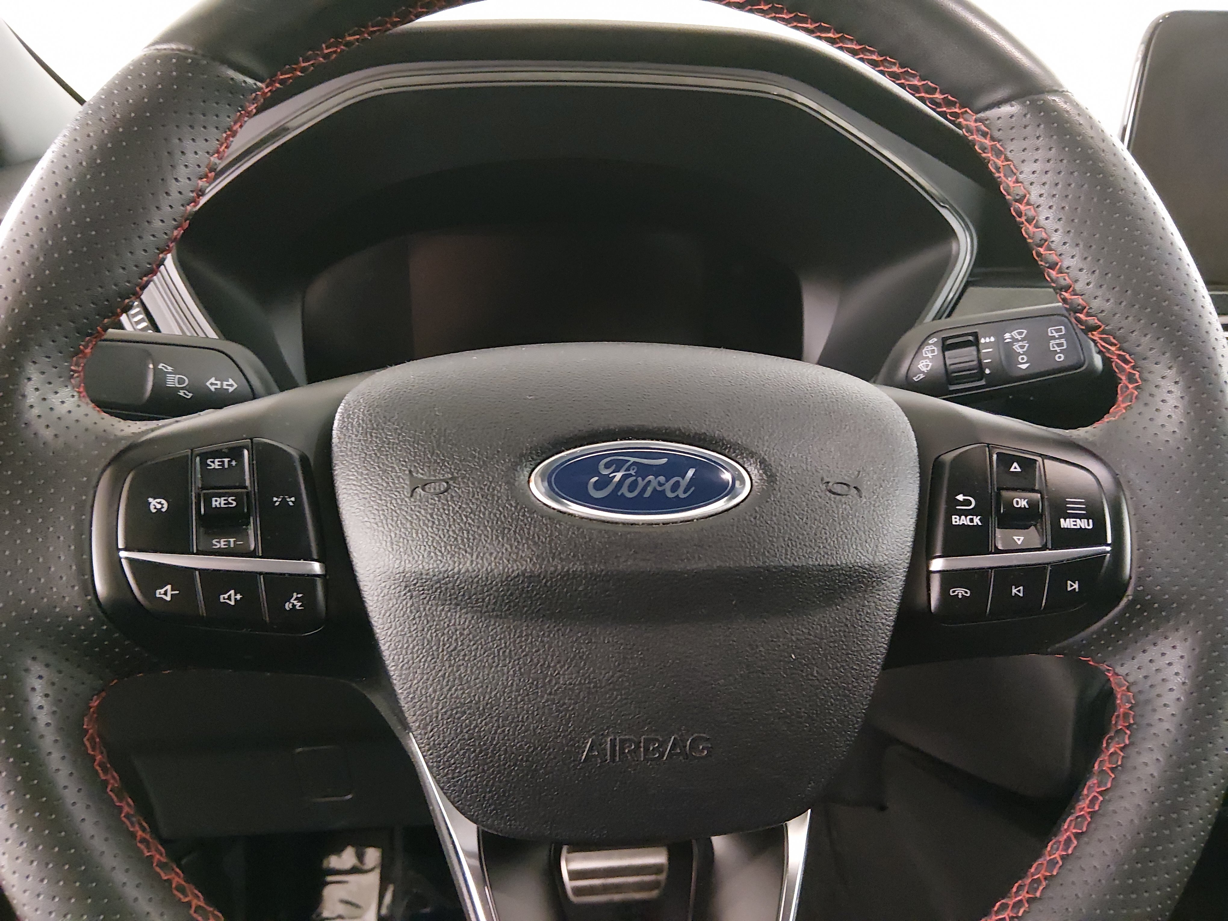 2024 Ford Escape ST-Line - Photo 12