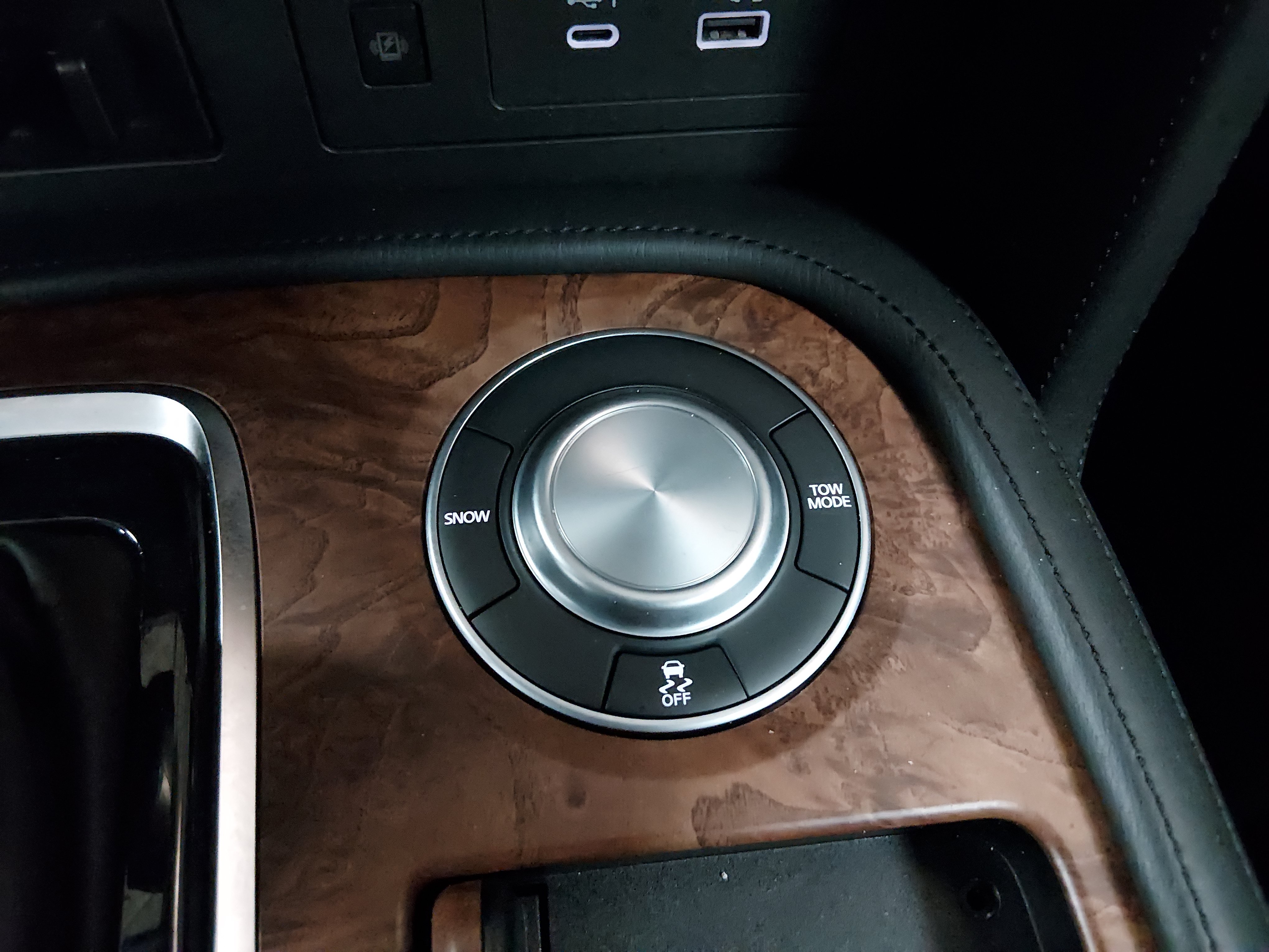 2024 Nissan Armada SL - Photo 22