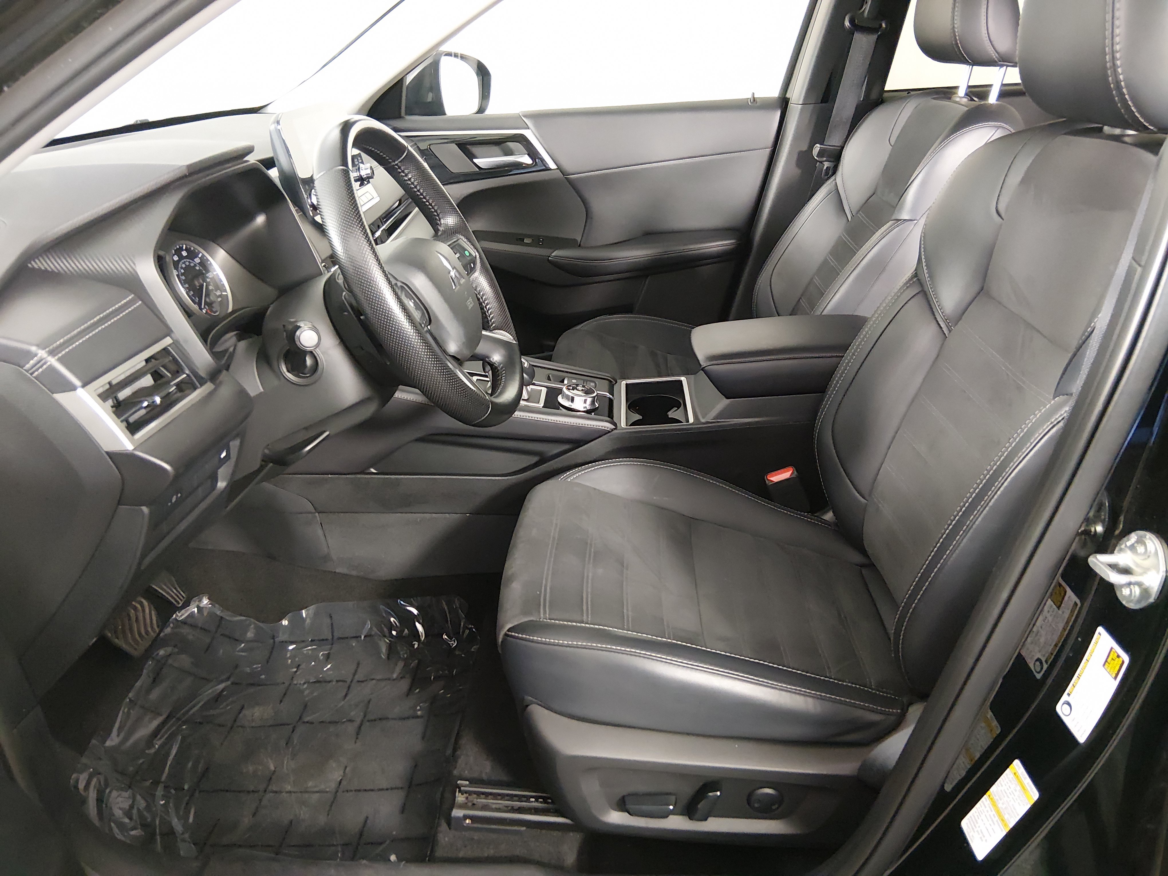 2024 Mitsubishi Outlander SE - Photo 21