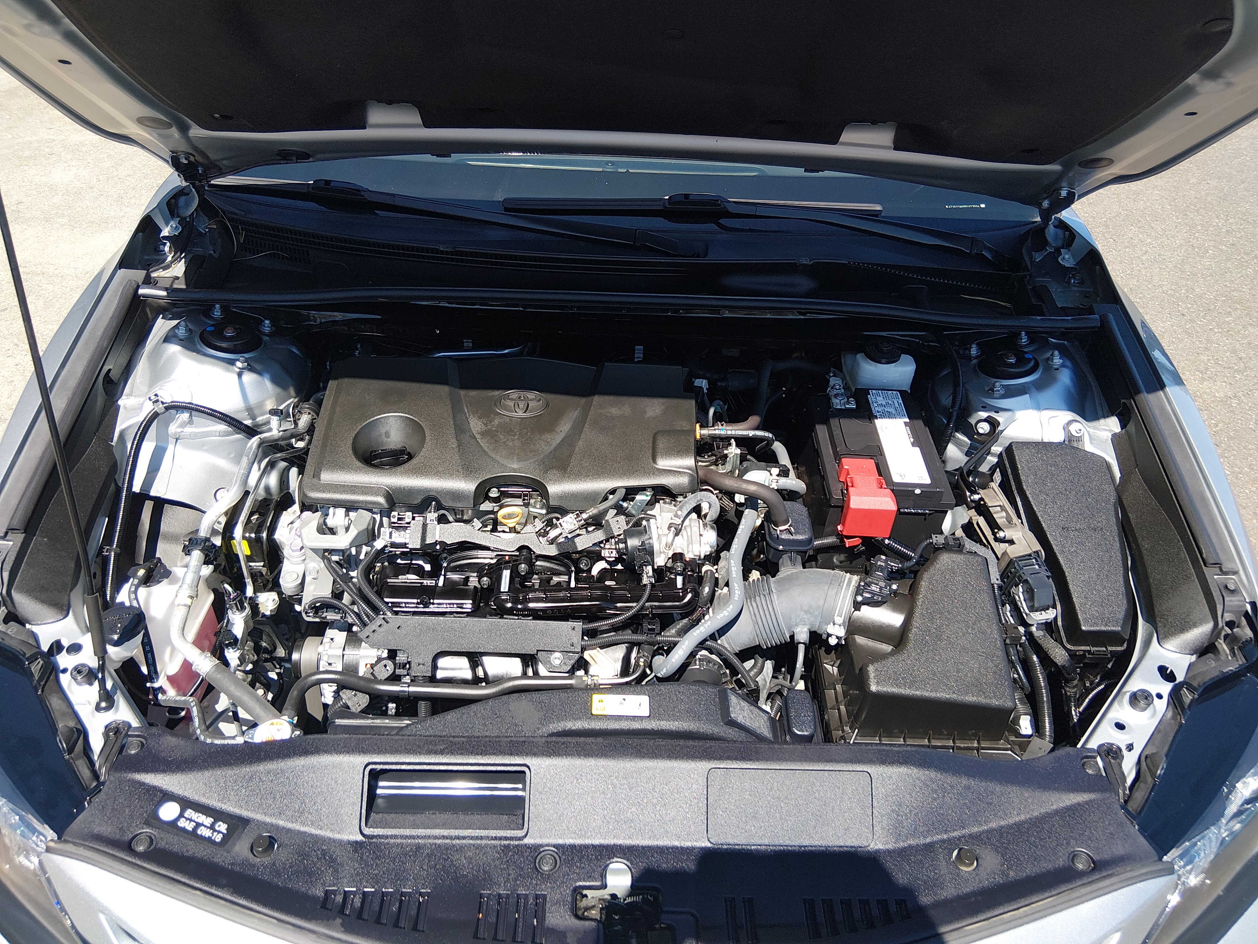 2023 Toyota Camry SE - Photo 9