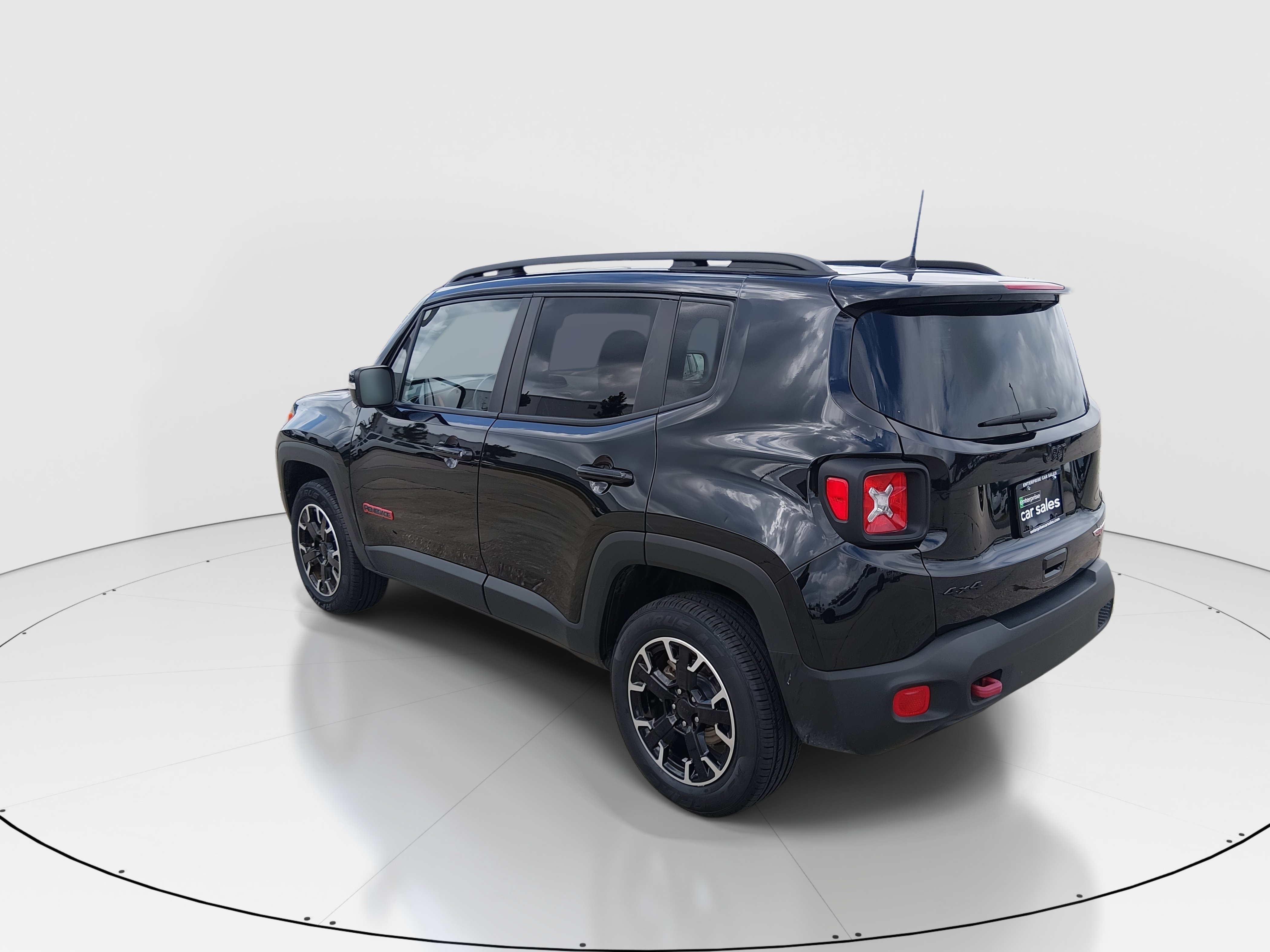 2023 Jeep Renegade Trailhawk - Photo 5