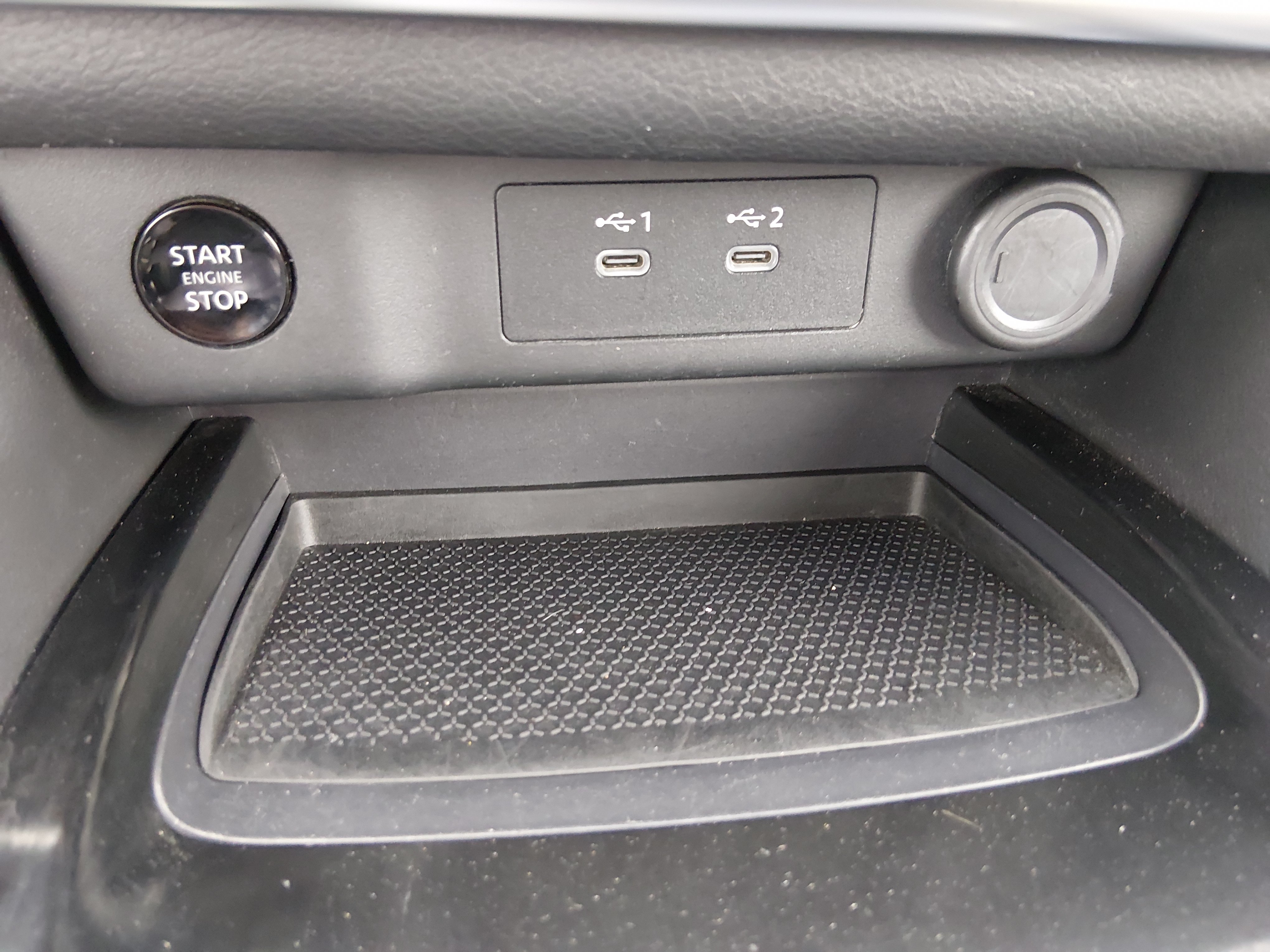 2024 Nissan Rogue SV - Photo 22