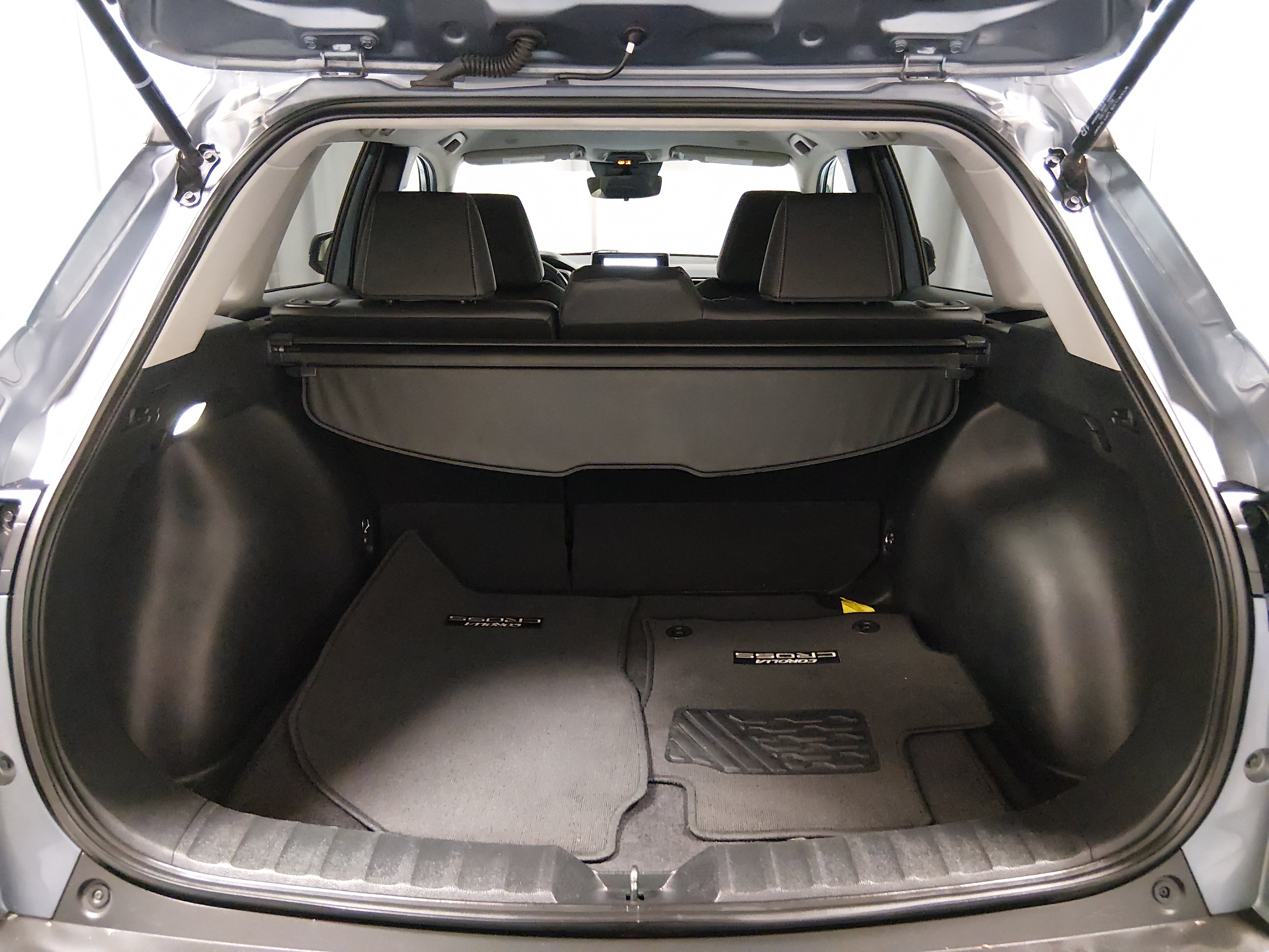 2024 Toyota Corolla Cross XLE - Photo 11