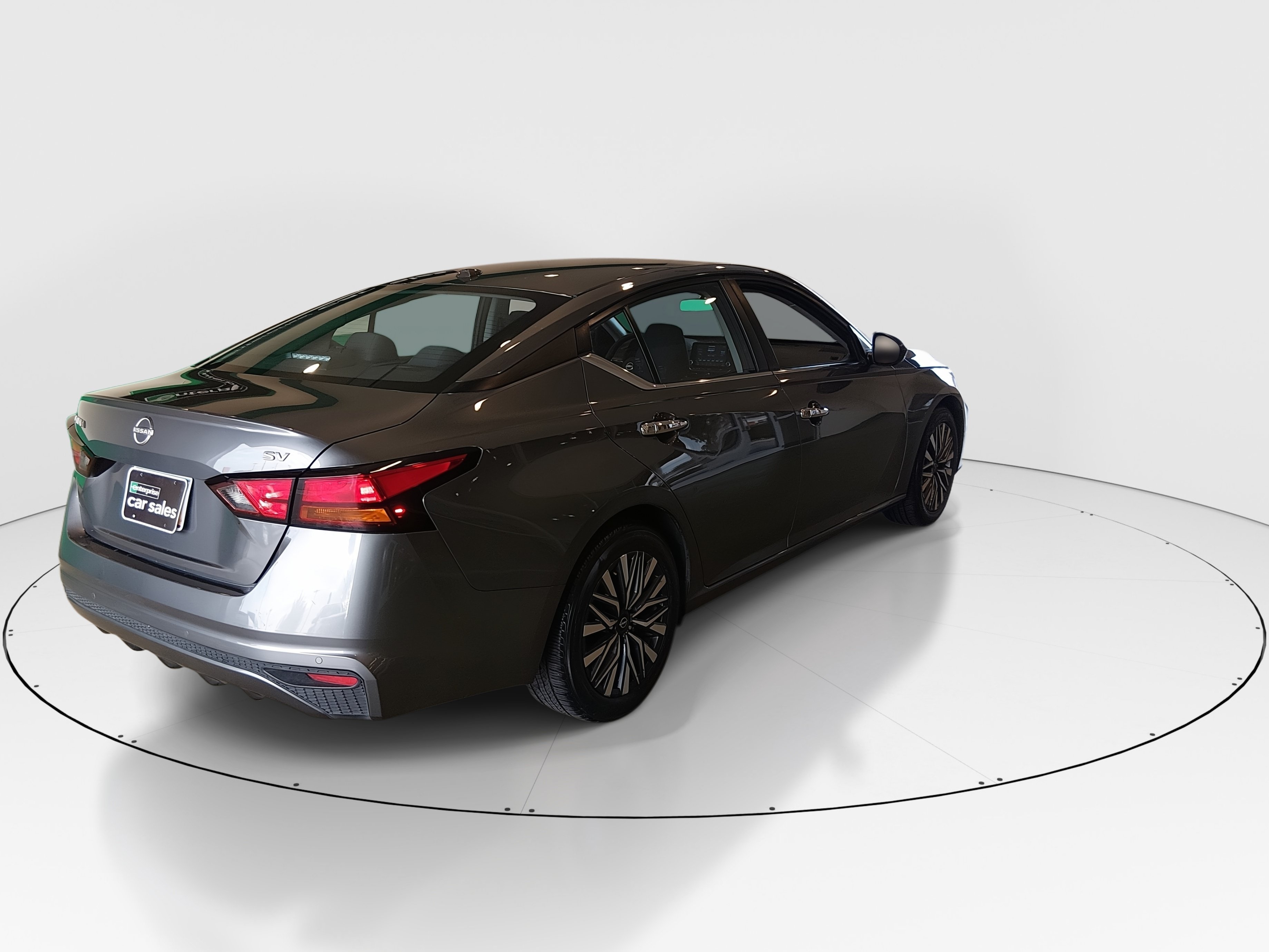 2024 Nissan Altima SV - Photo 7