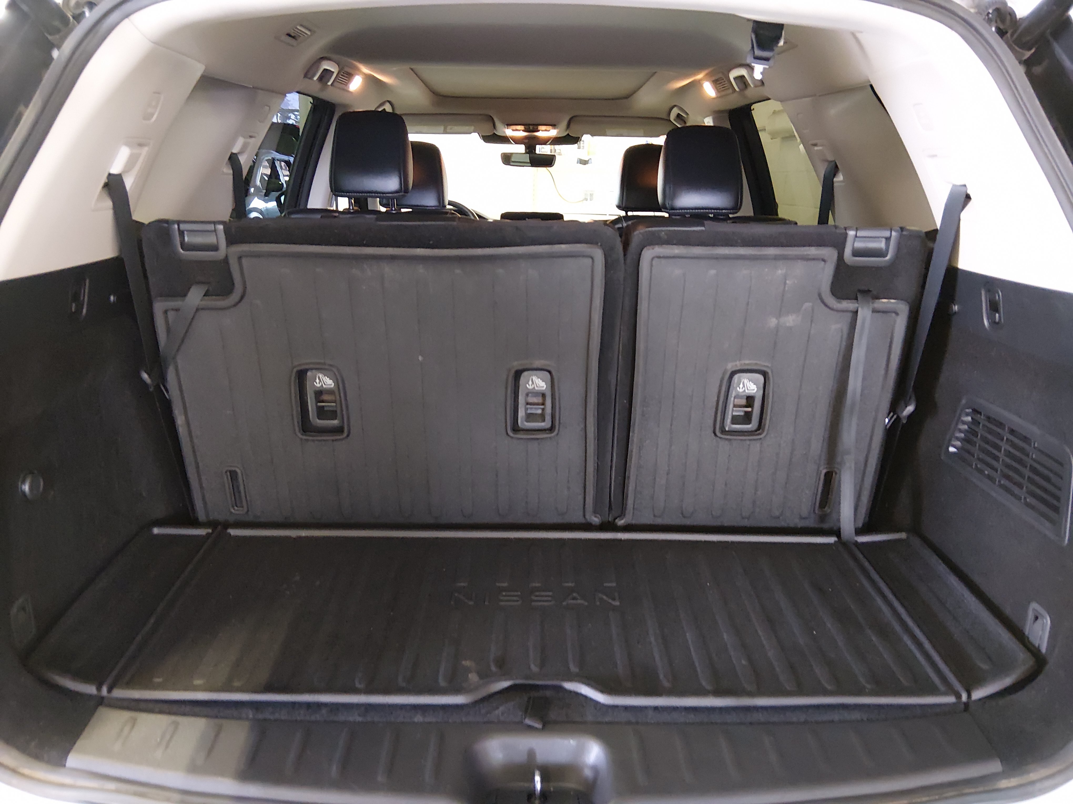 2024 Nissan Pathfinder SL - Photo 16
