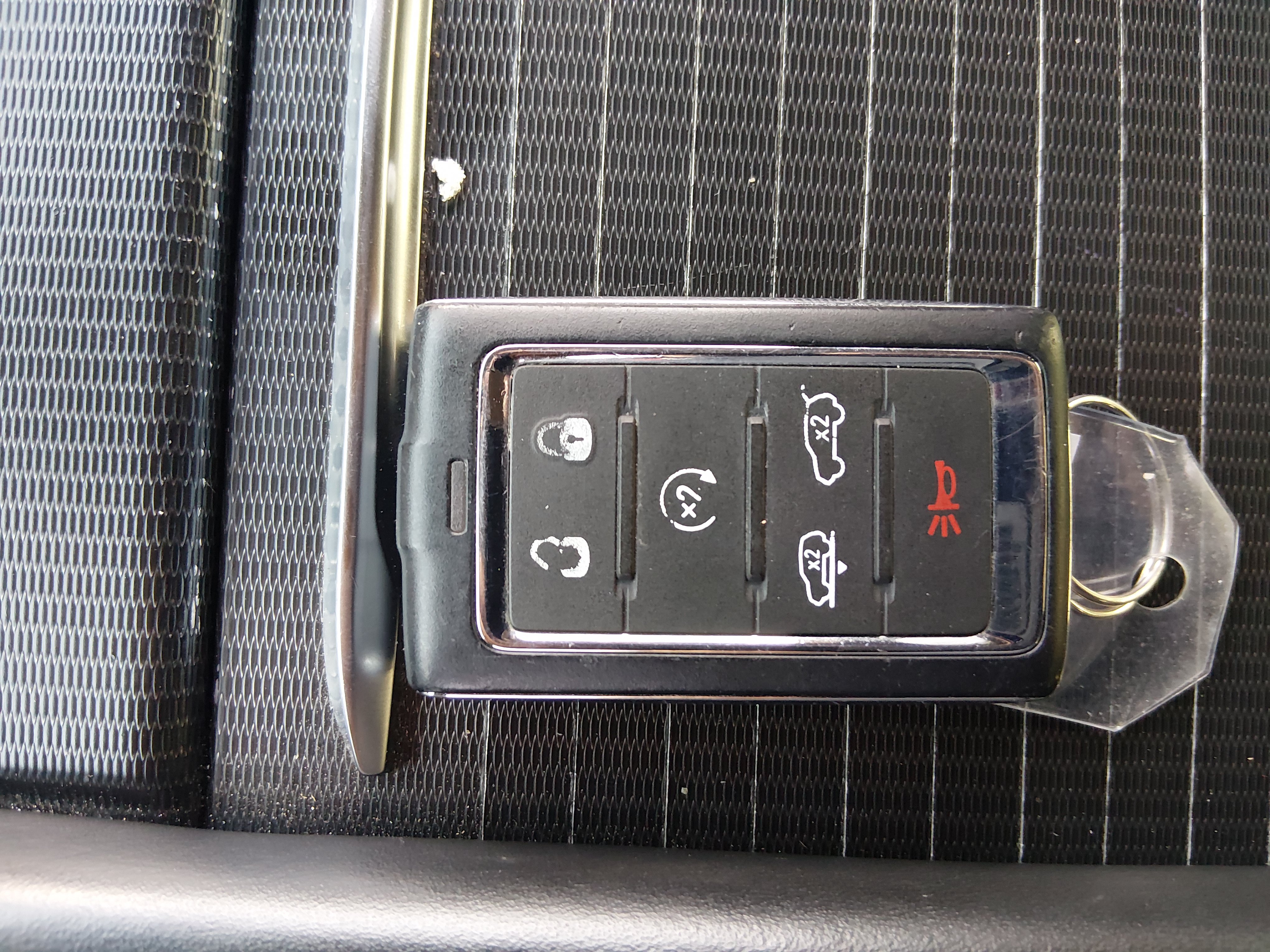 2024 Jeep Grand Wagoneer L Series II - Photo 15