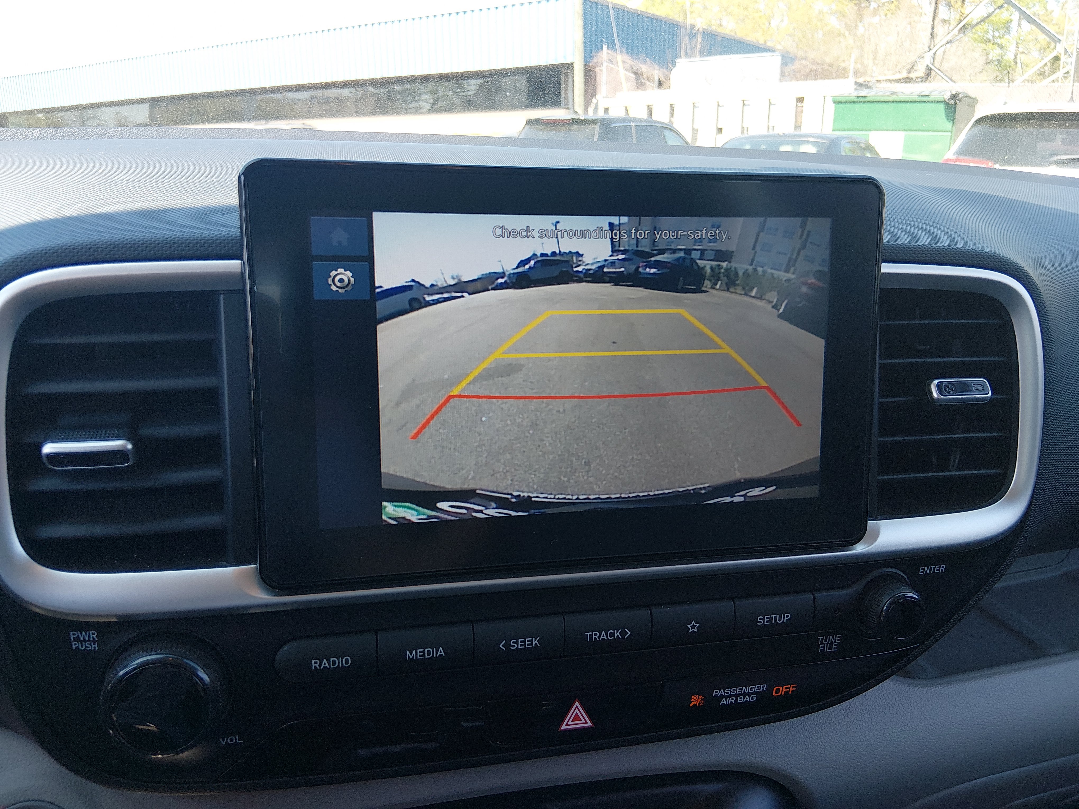 2025 Hyundai Venue SEL - Photo 16