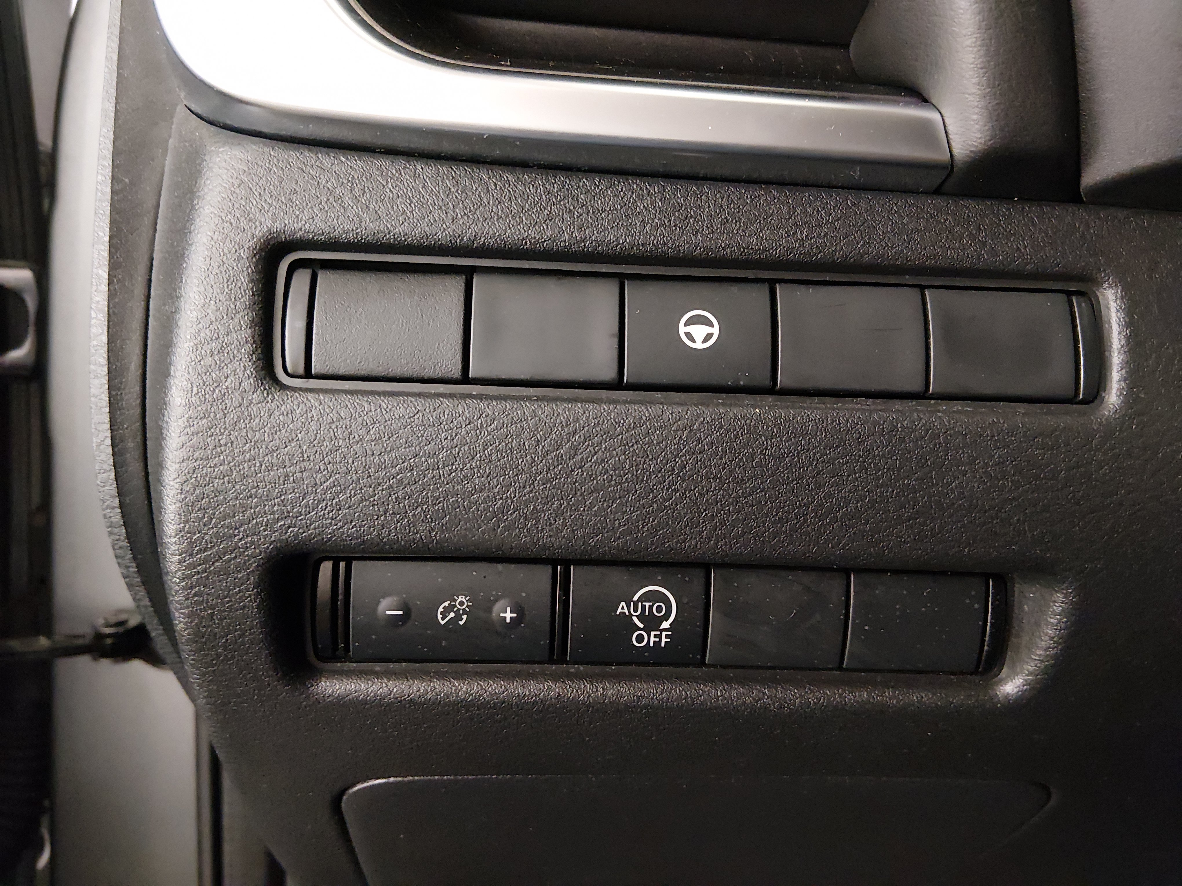 2023 Nissan Rogue SV - Photo 13