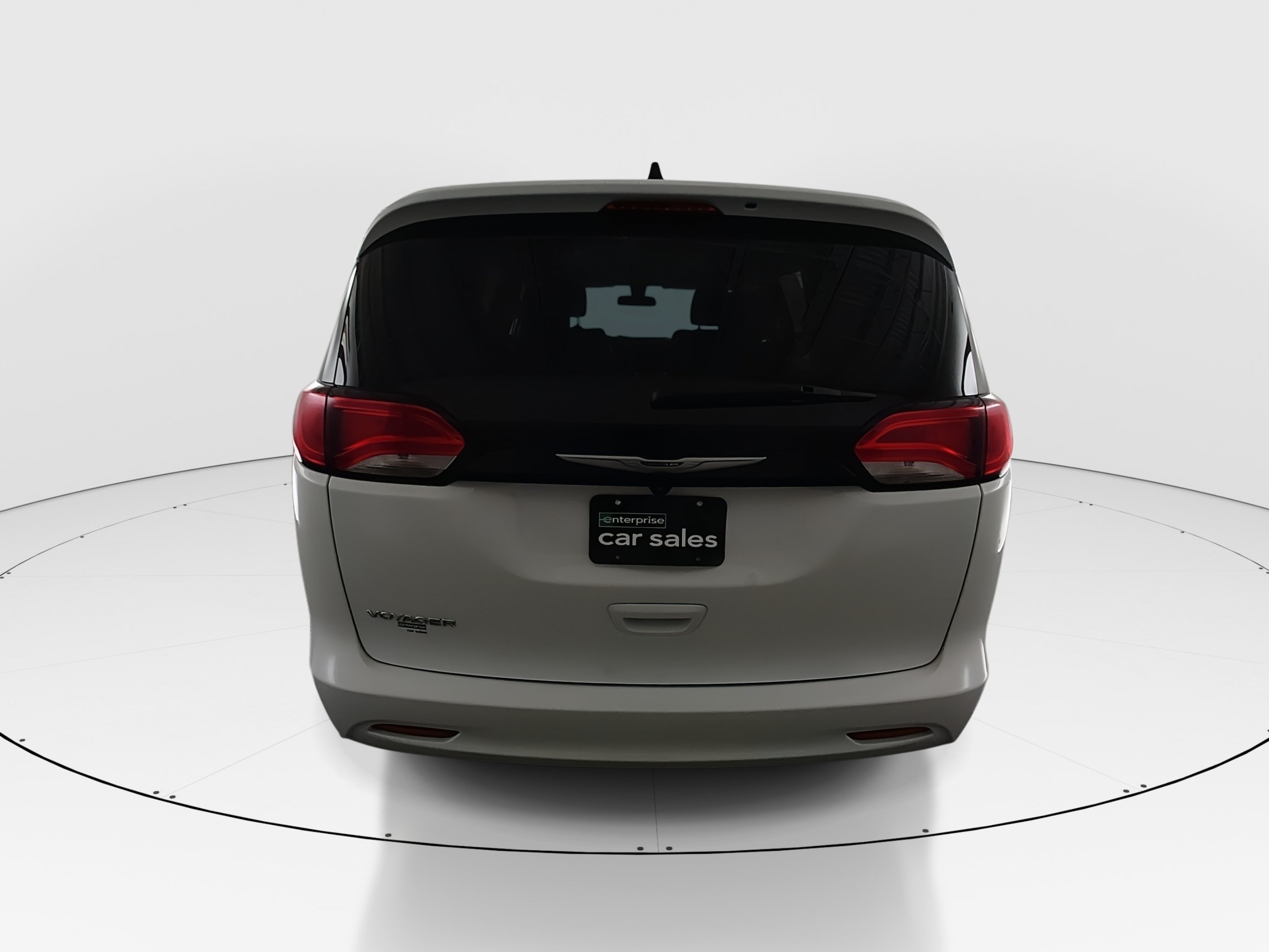 2022 Chrysler Voyager LX - Photo 6