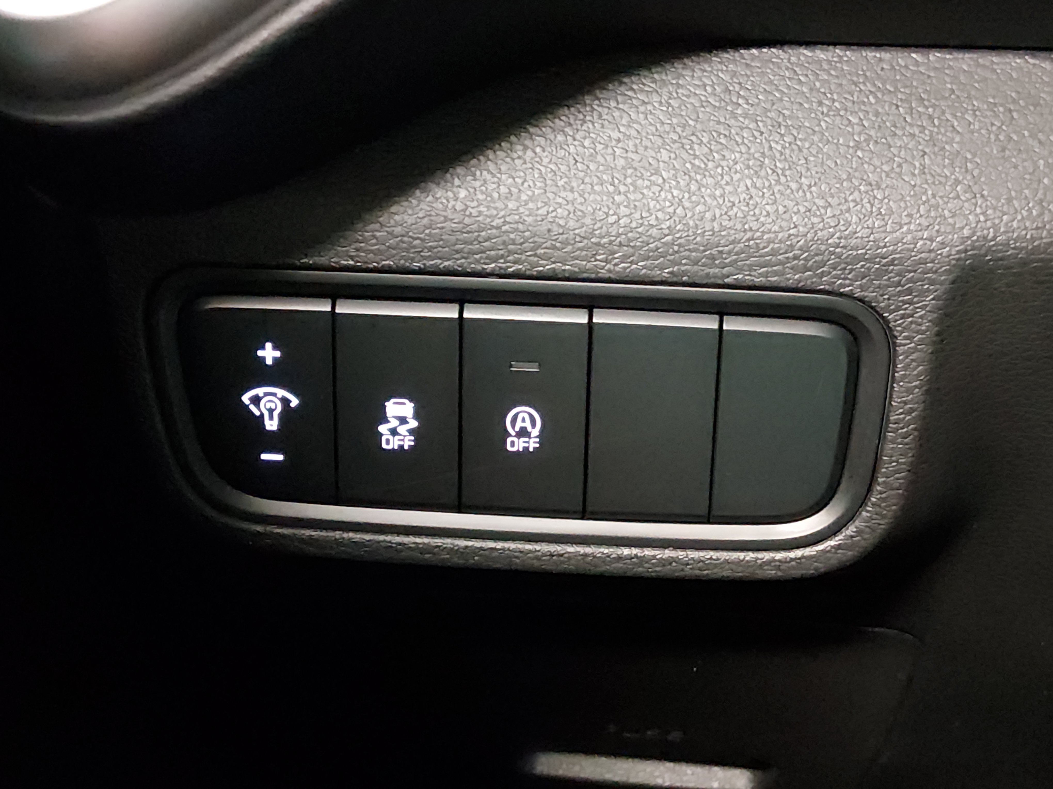 2024 Kia Soul LX - Photo 13