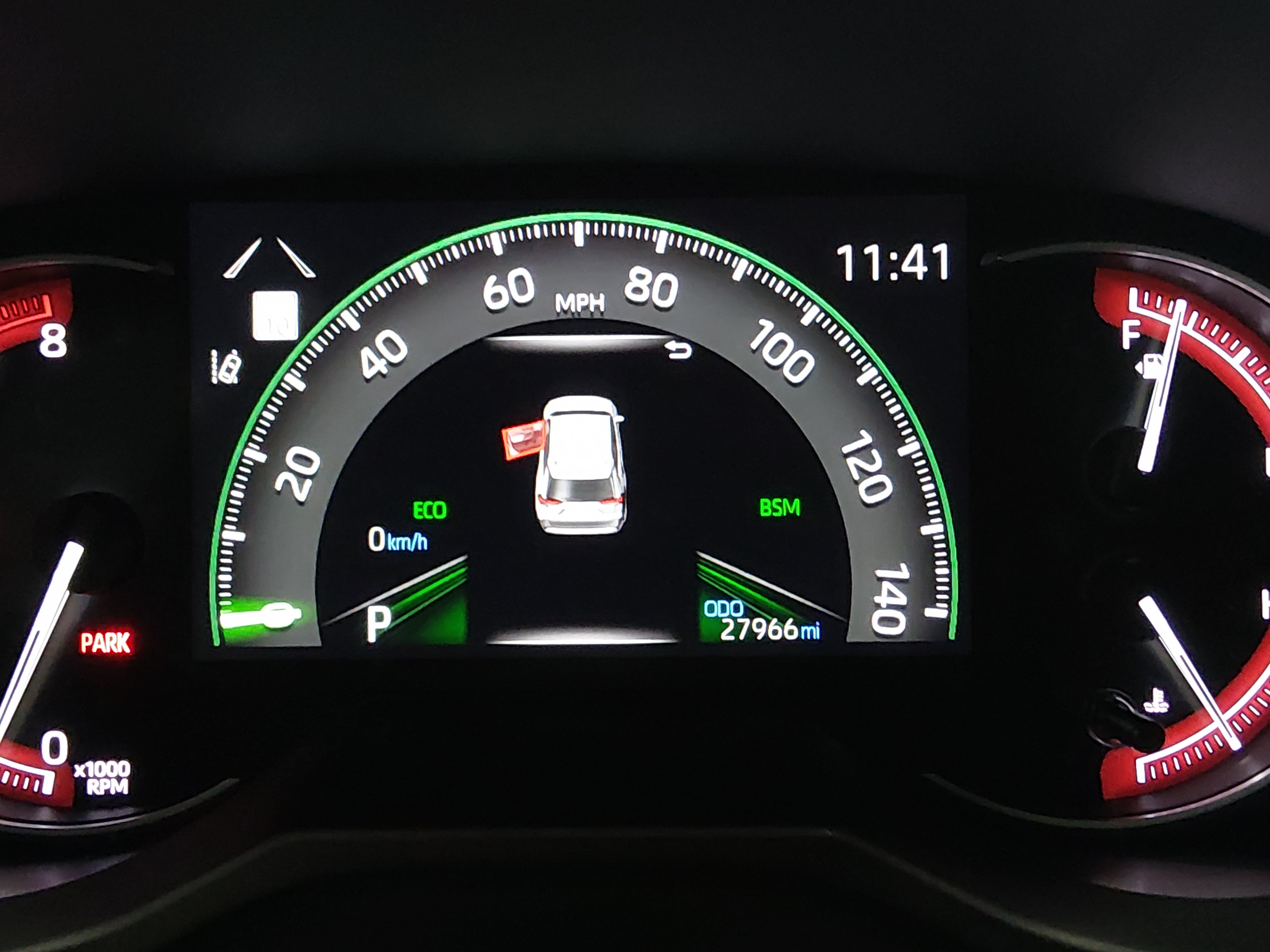 2025 Toyota RAV4 XLE - Photo 14