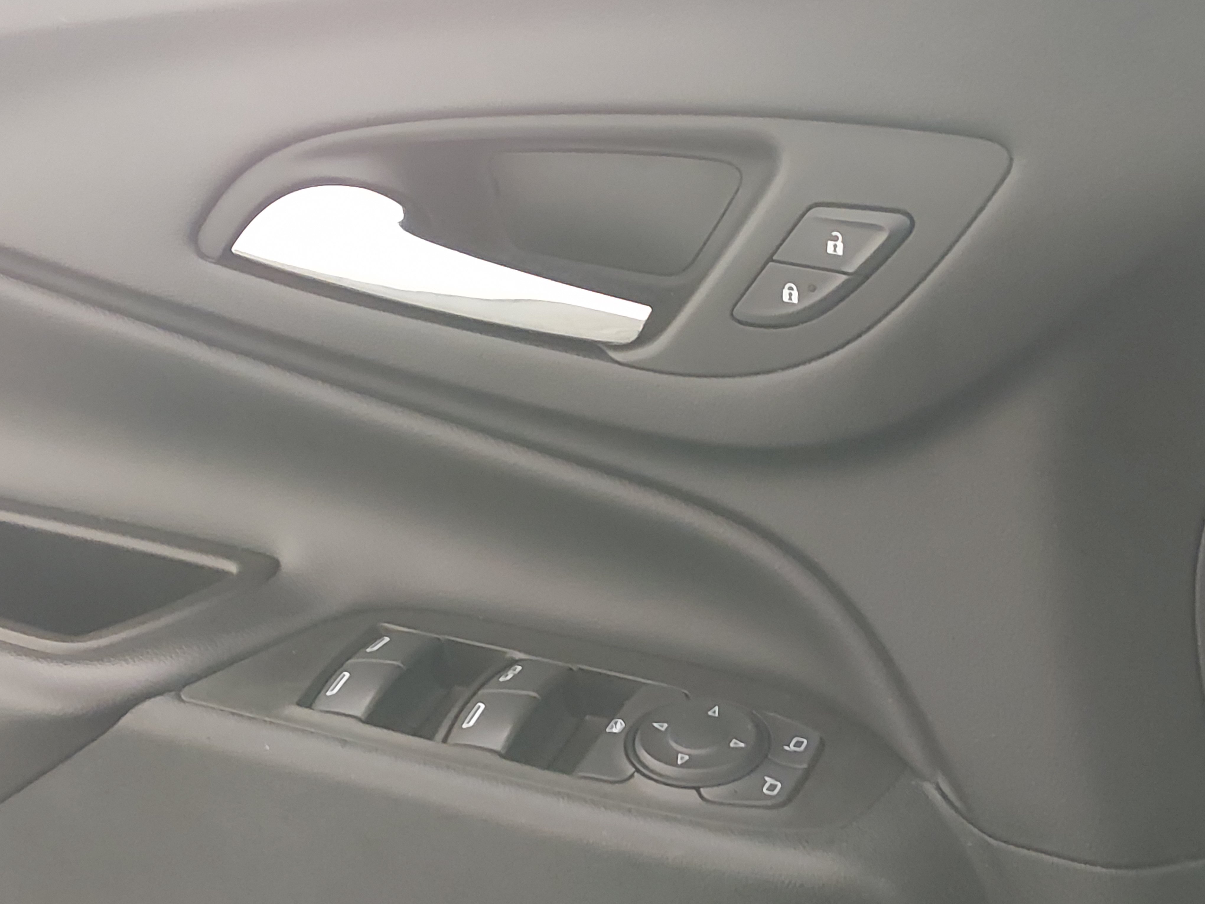 2023 Chevrolet Equinox LT - Photo 17