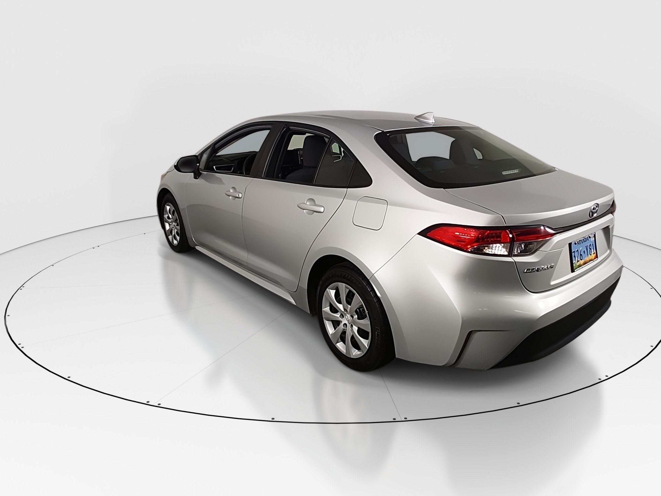 2023 Toyota Corolla LE - Photo 5