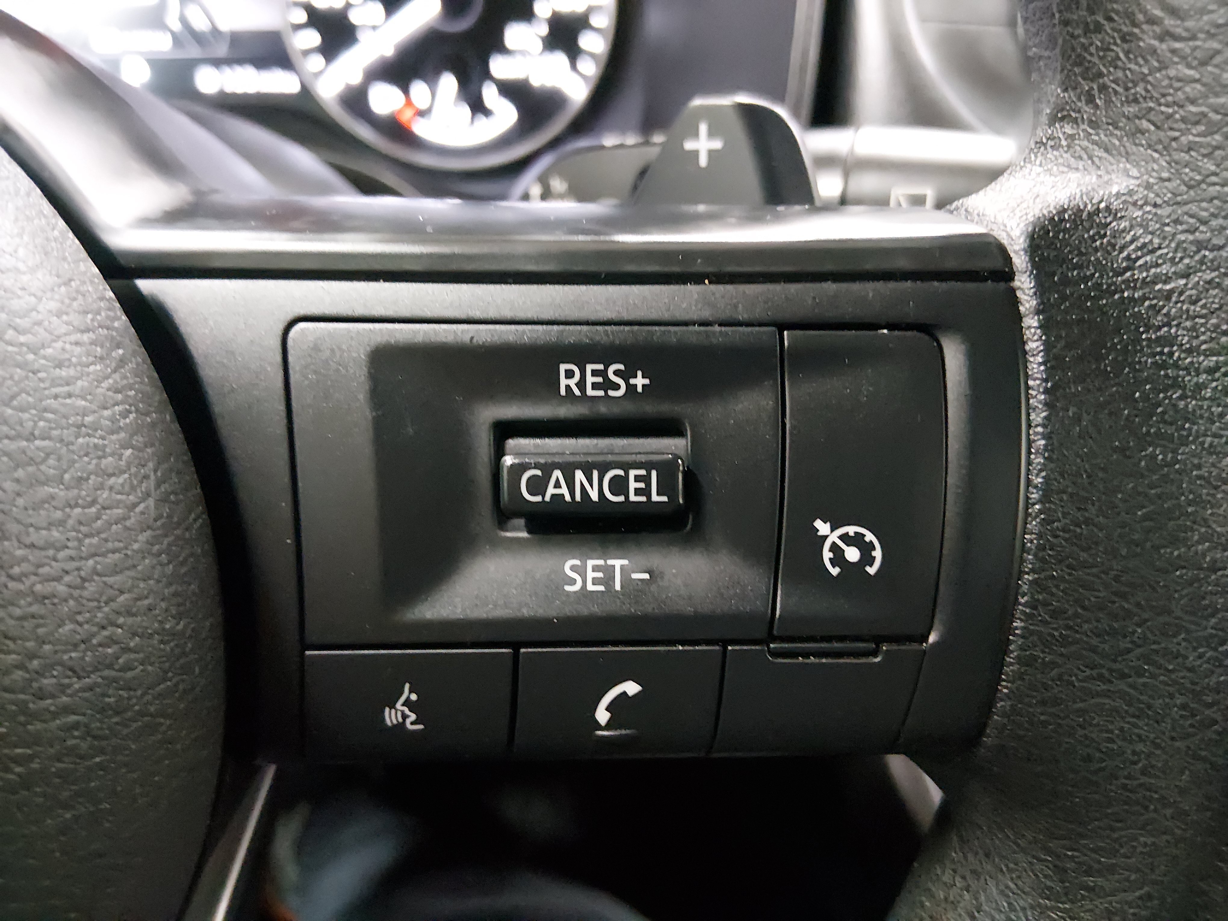 2024 Nissan Rogue S - Photo 18