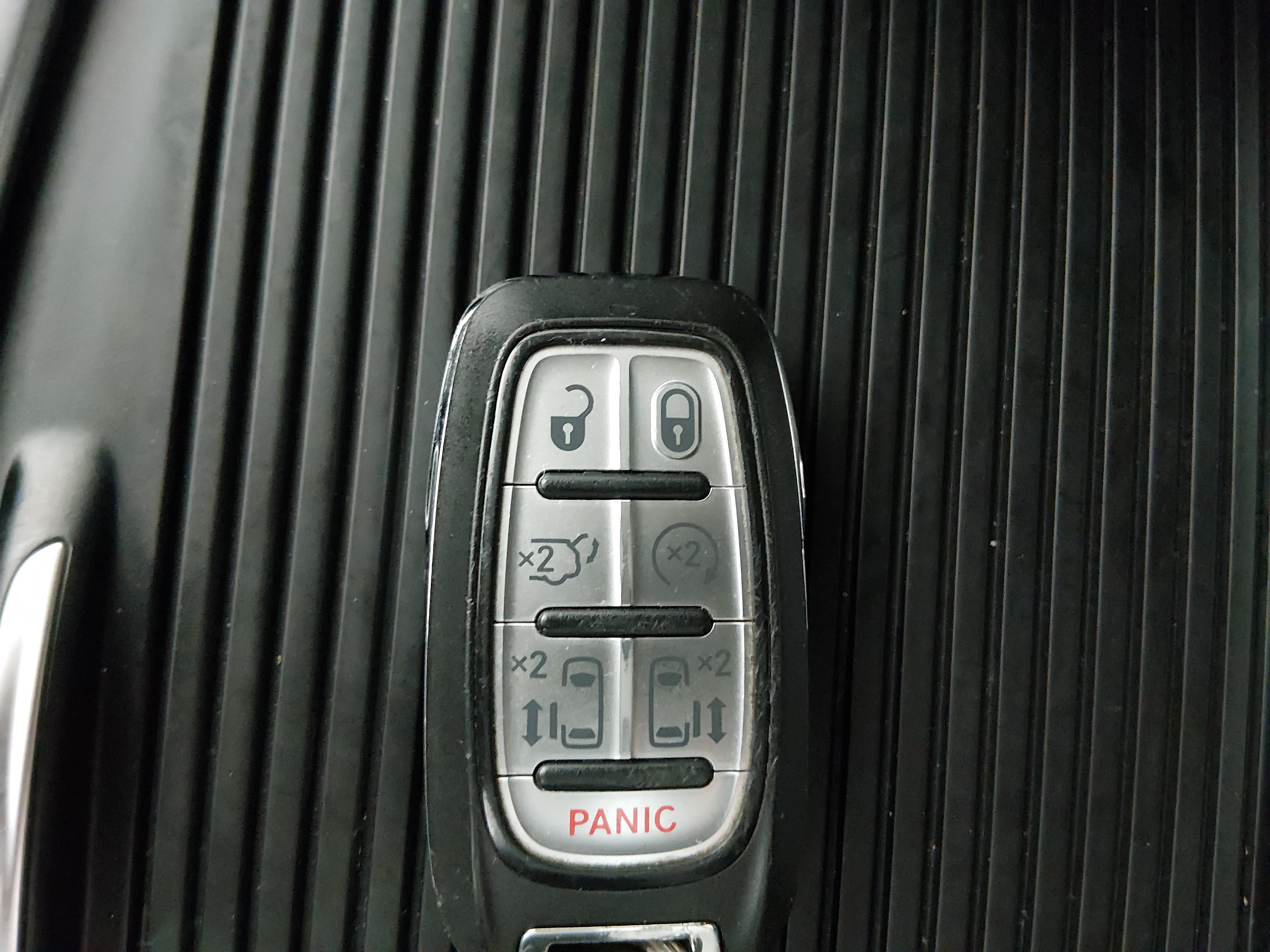 2023 Chrysler Pacifica Touring L - Photo 15