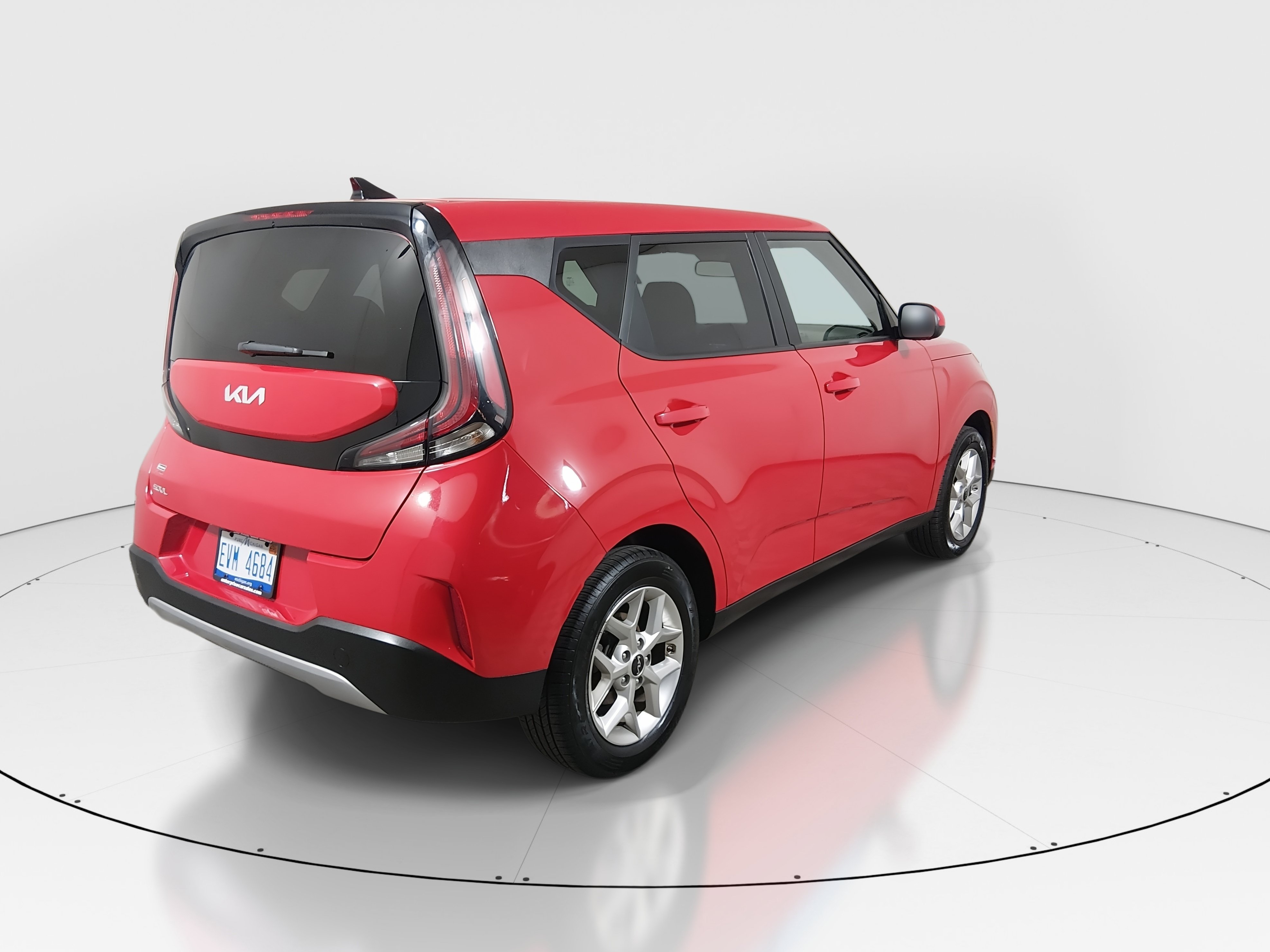 2024 Kia Soul LX - Photo 7