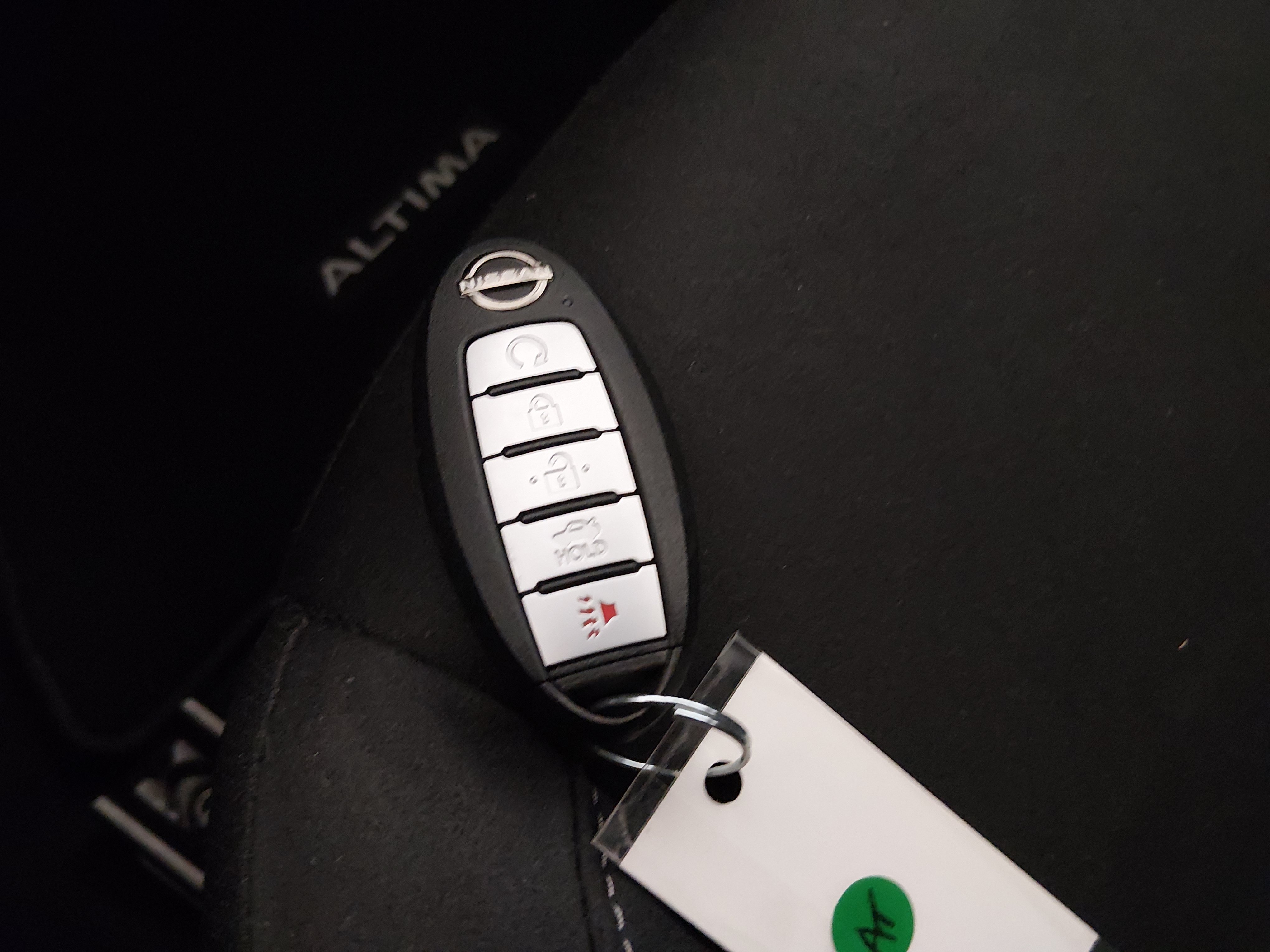 2025 Nissan Altima SV - Photo 15