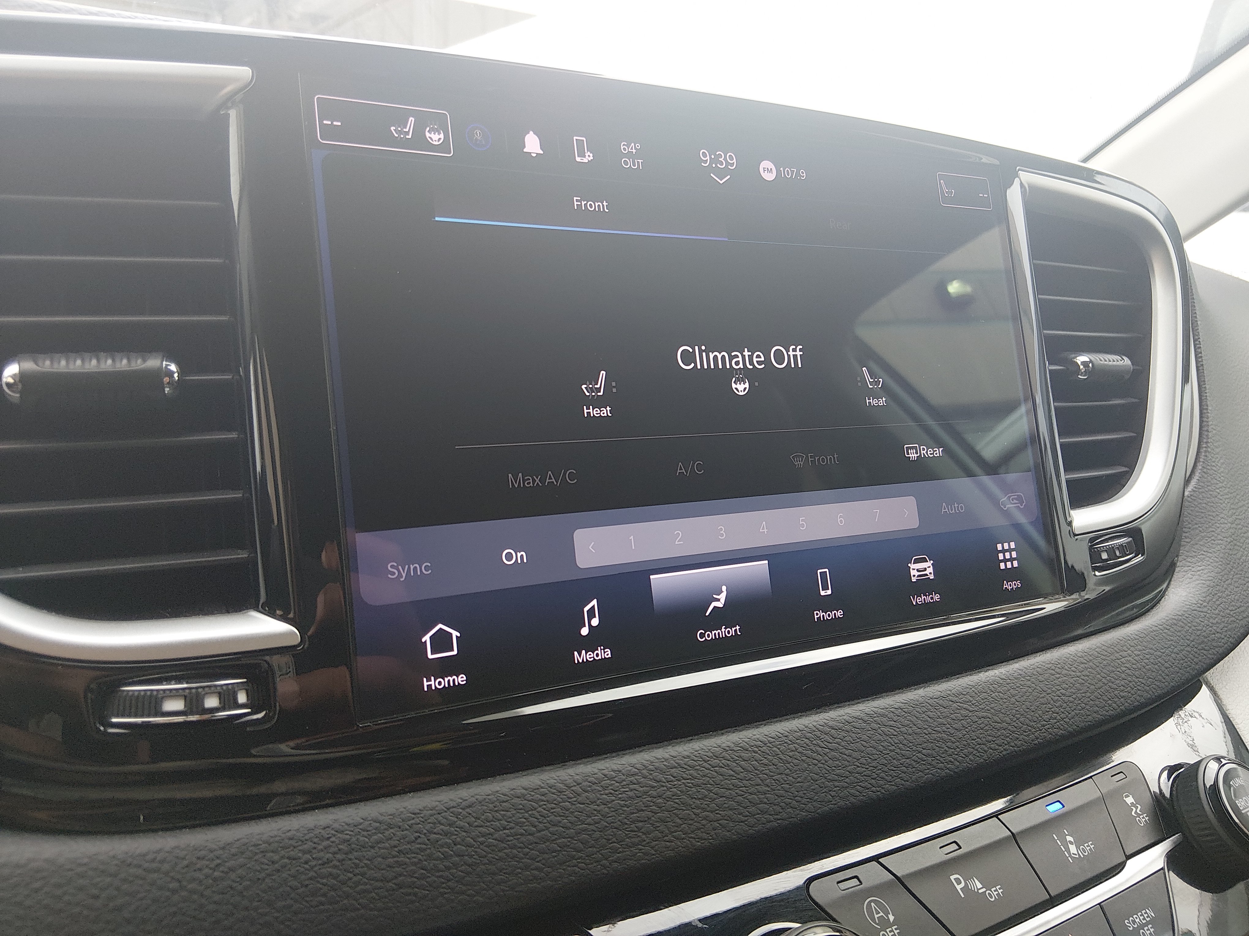 2023 Chrysler Pacifica Touring L - Photo 18