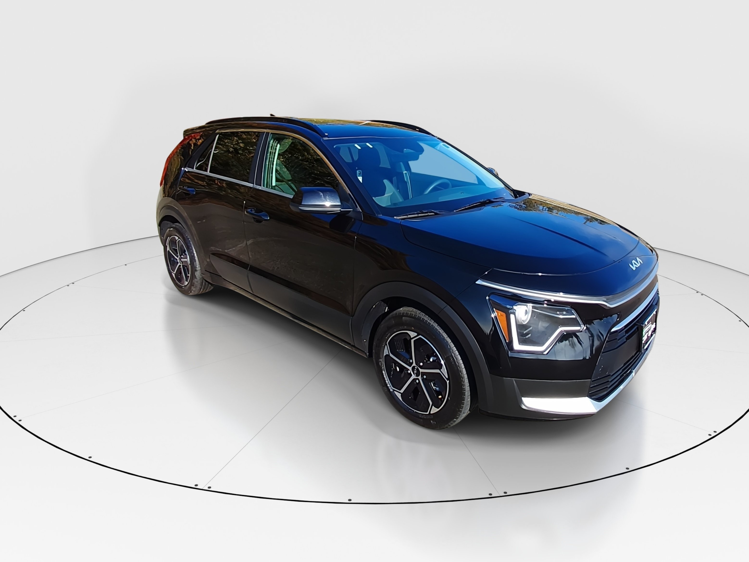 2025 Kia Niro LX