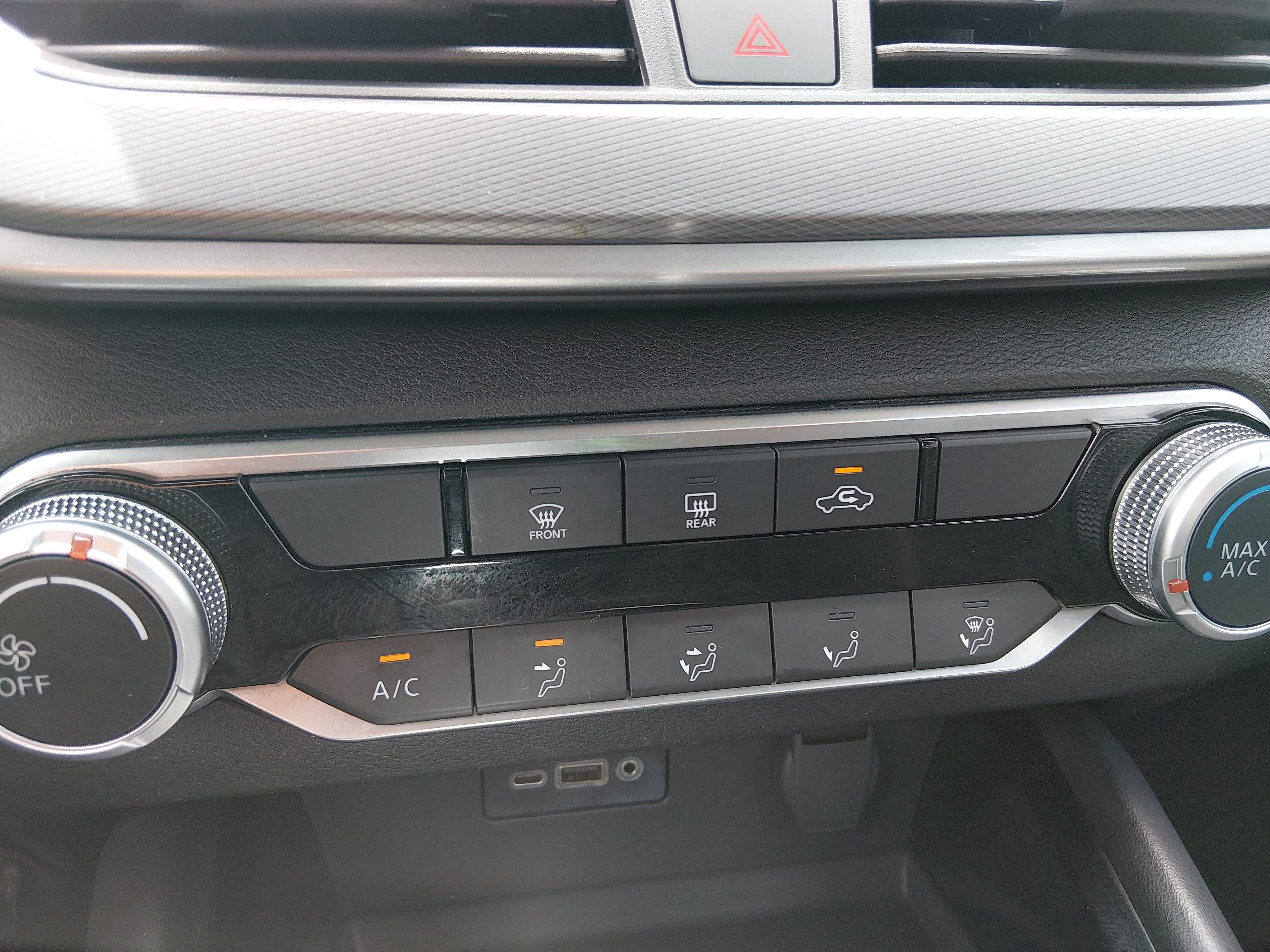 2024 Nissan Altima SR - Photo 20