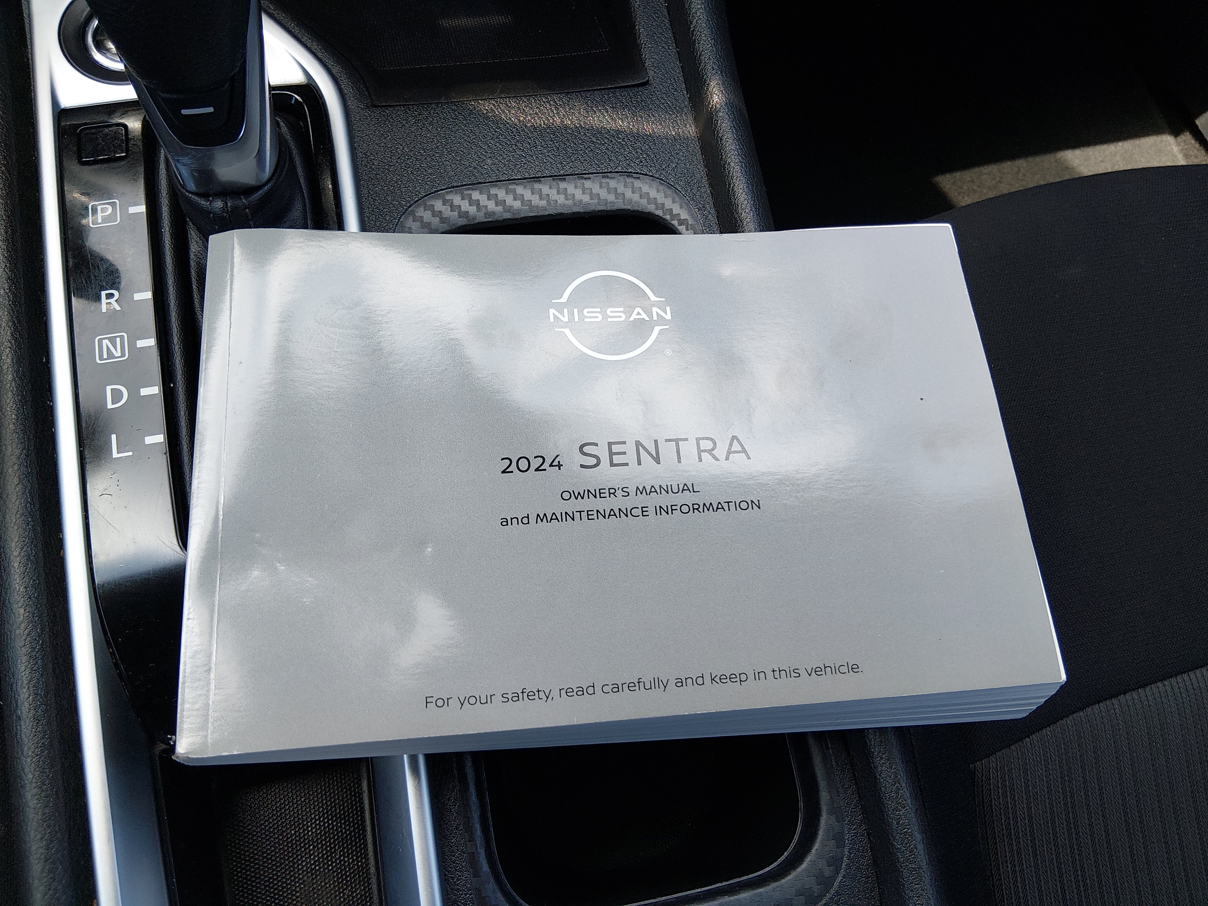2024 Nissan Sentra SV - Photo 19