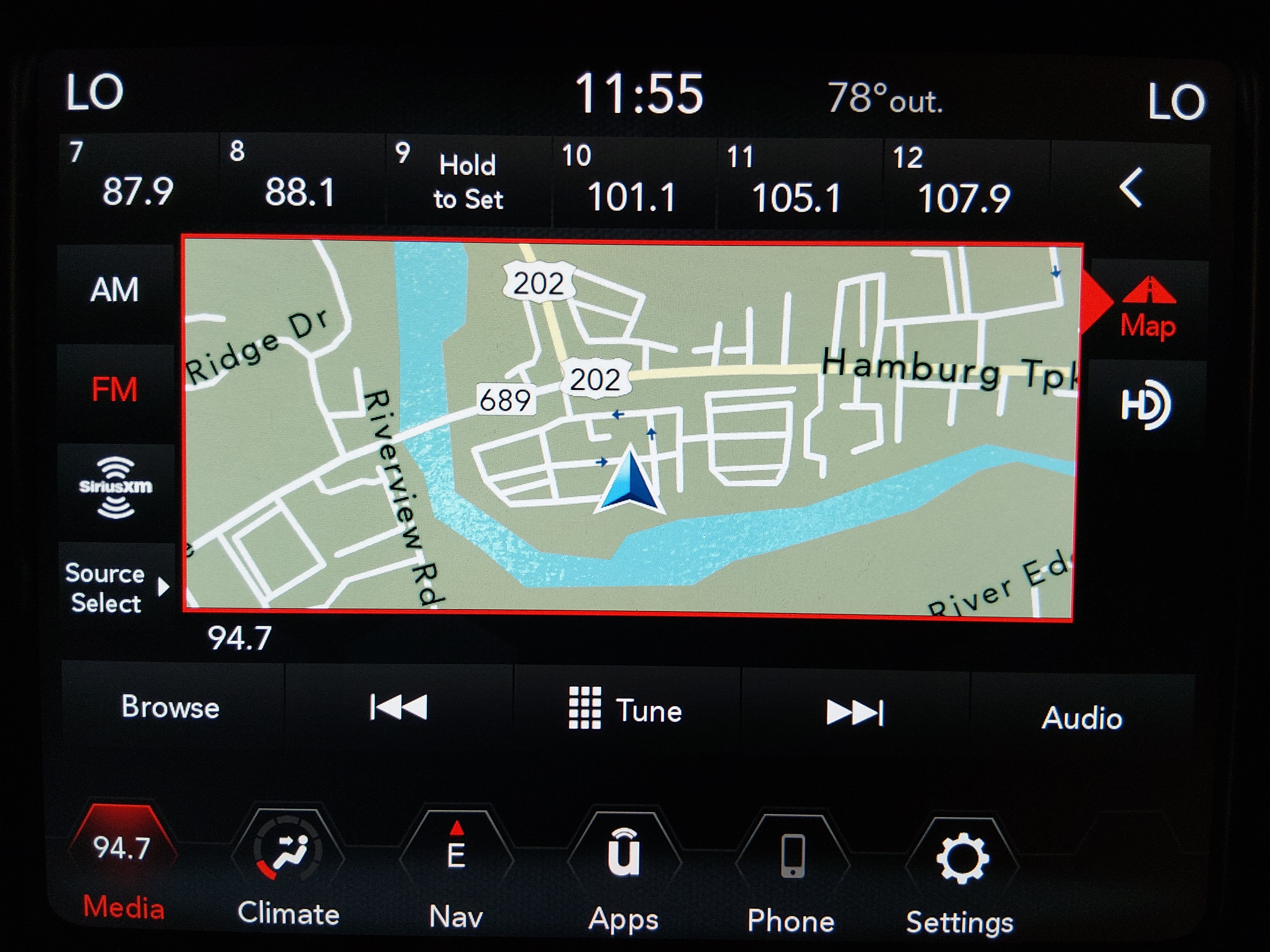 2023 Jeep Renegade Latitude - Photo 17