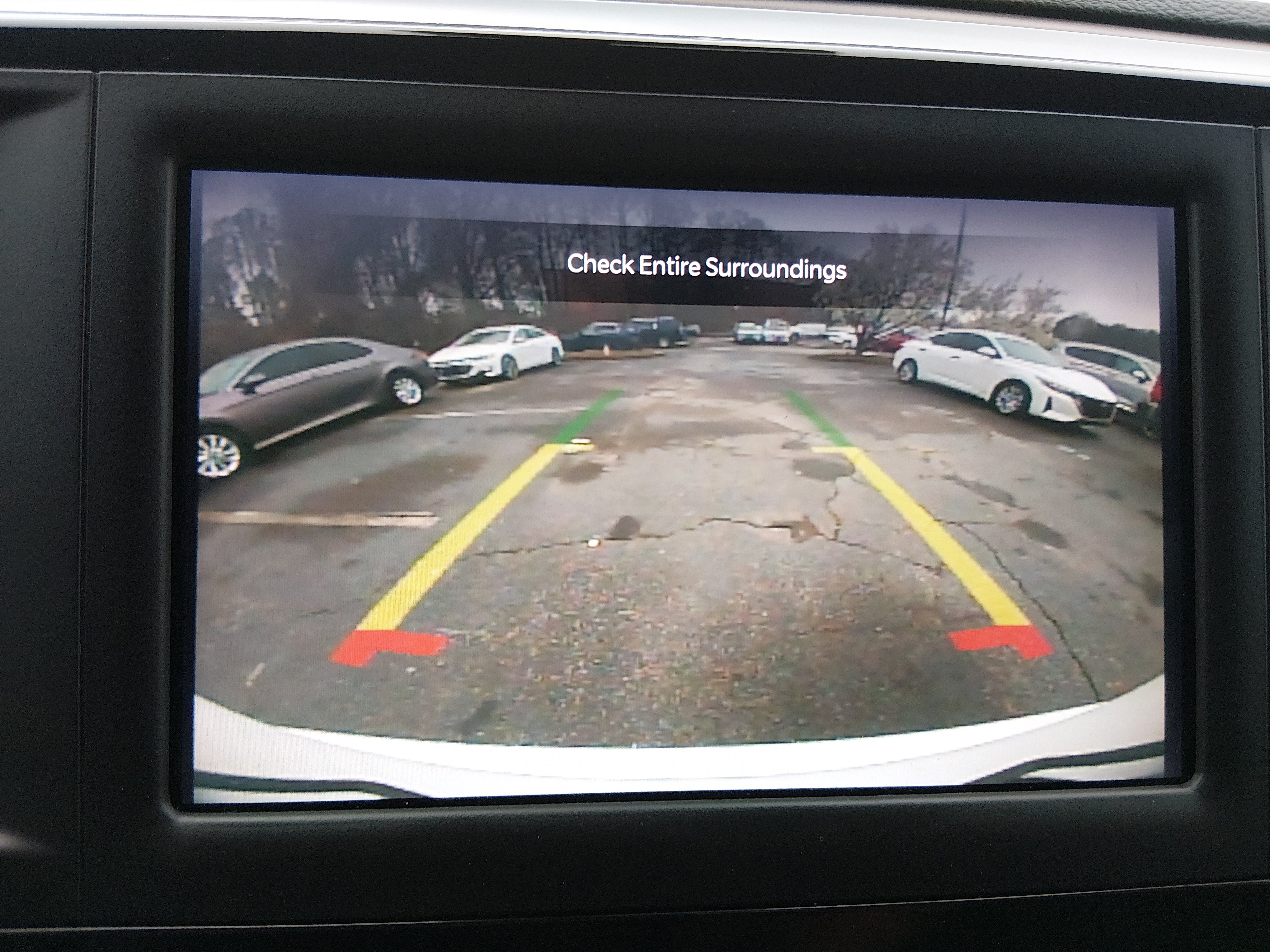2023 Chrysler Voyager LX - Photo 16