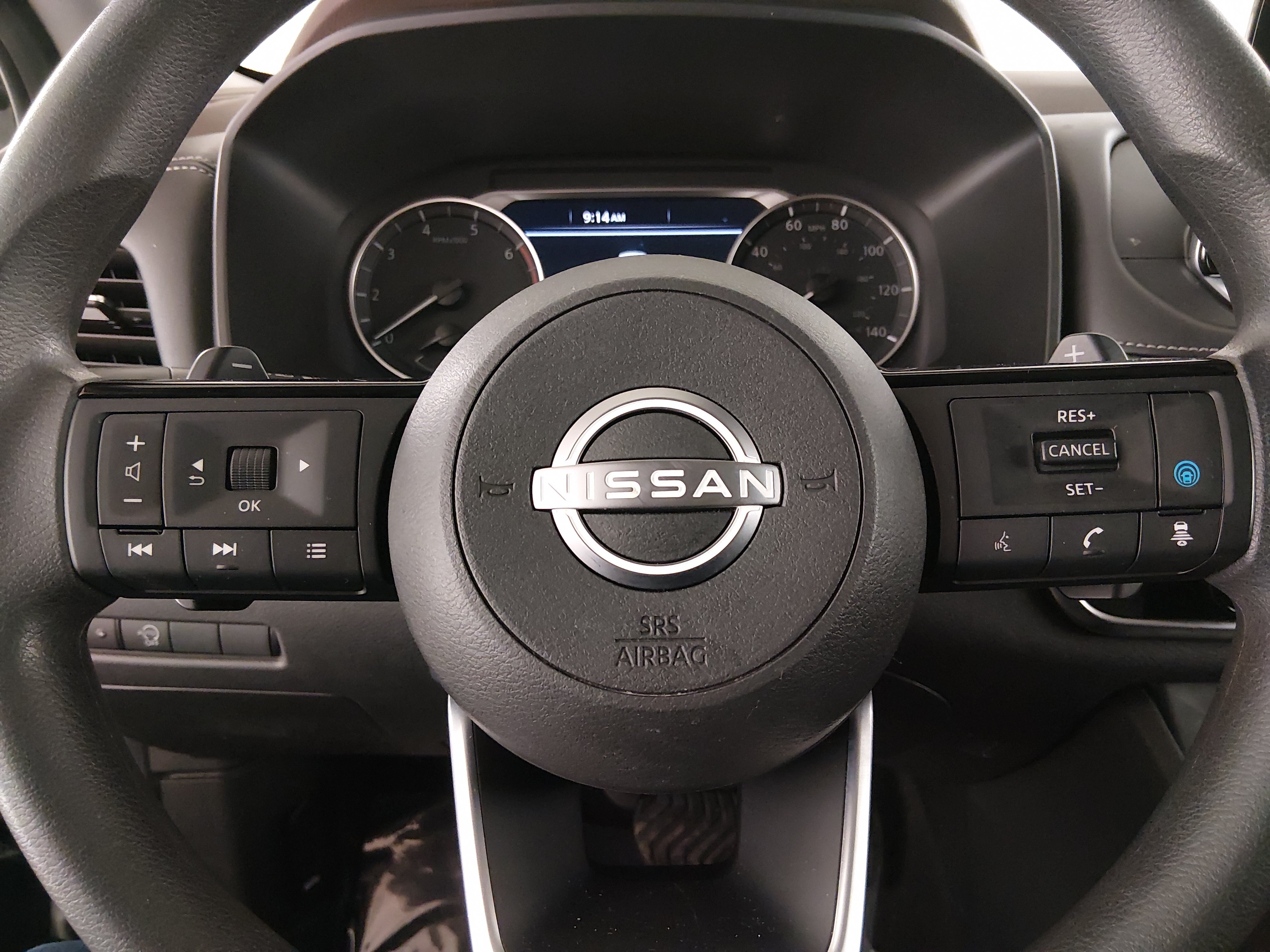 2023 Nissan Rogue SV - Photo 12