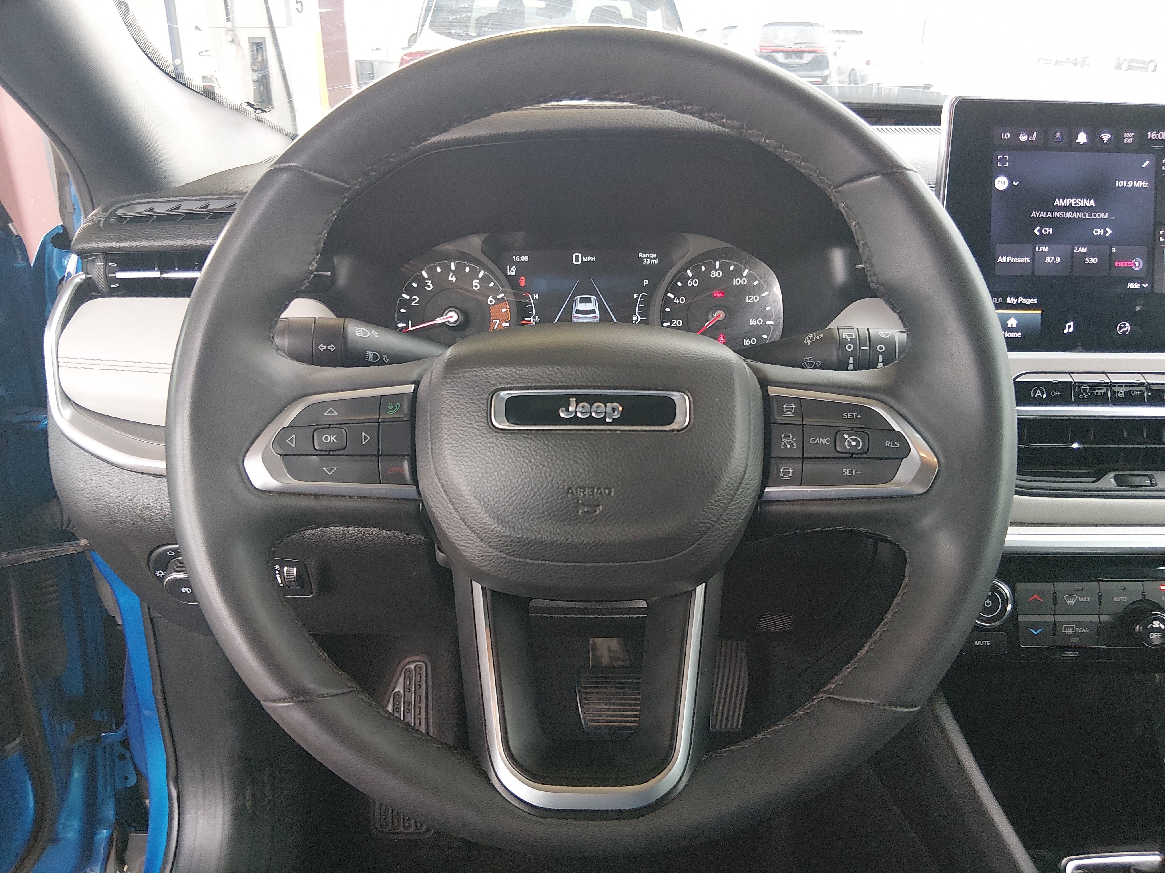 2025 Jeep Compass Limited - Photo 12