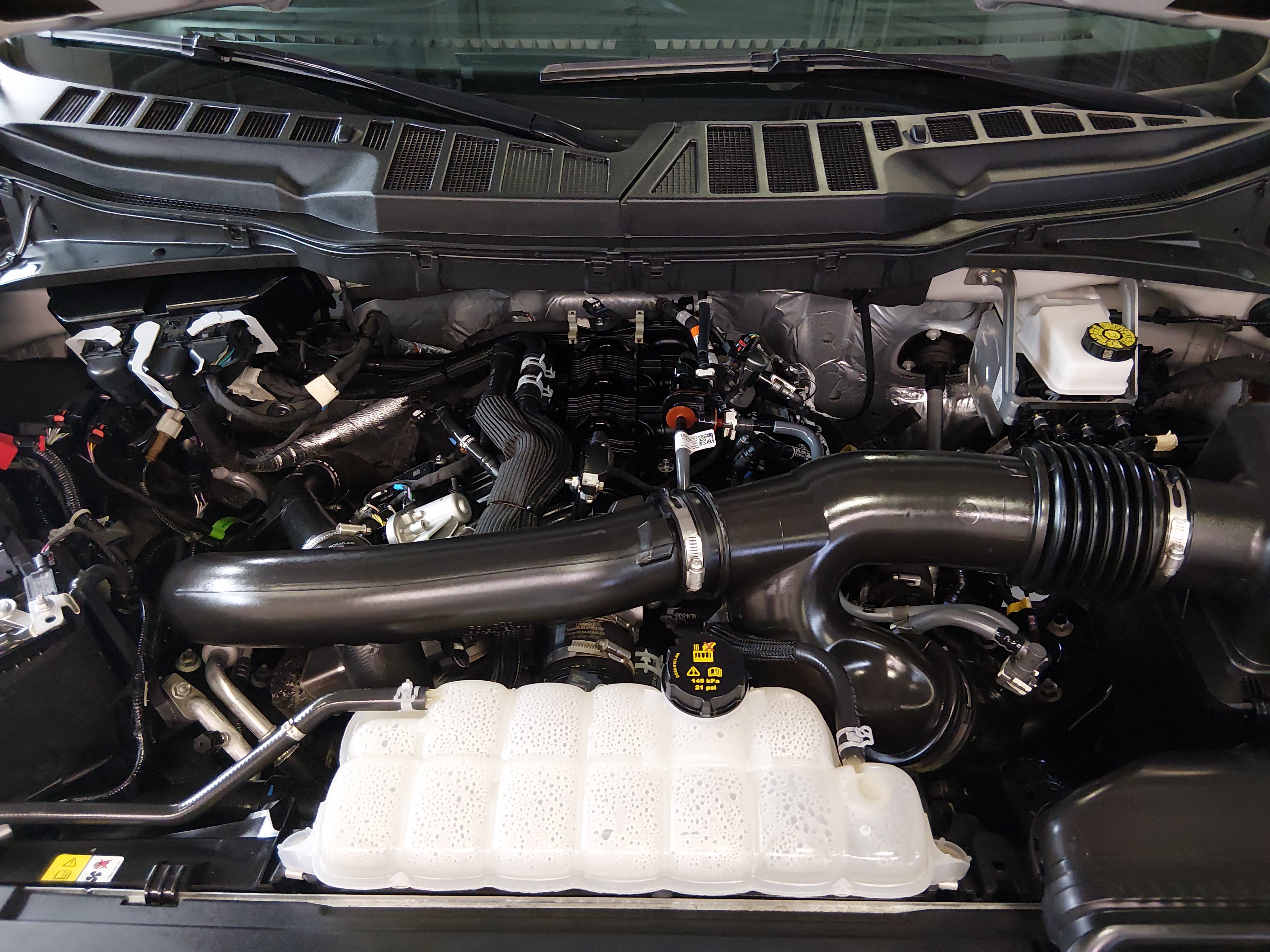 2025 Ford F-150 XLT - Photo 22