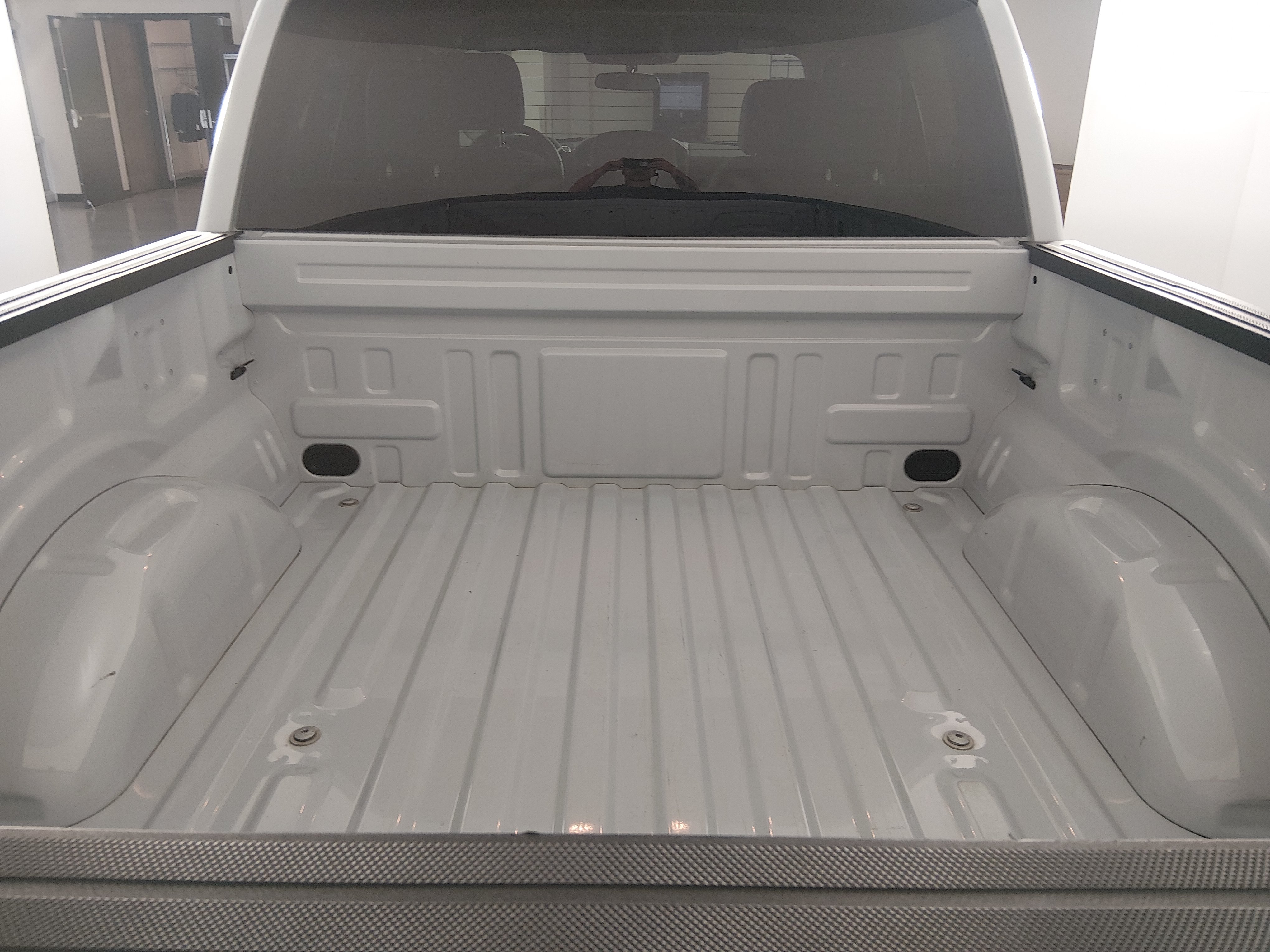 2025 Ford F-150 XLT - Photo 11