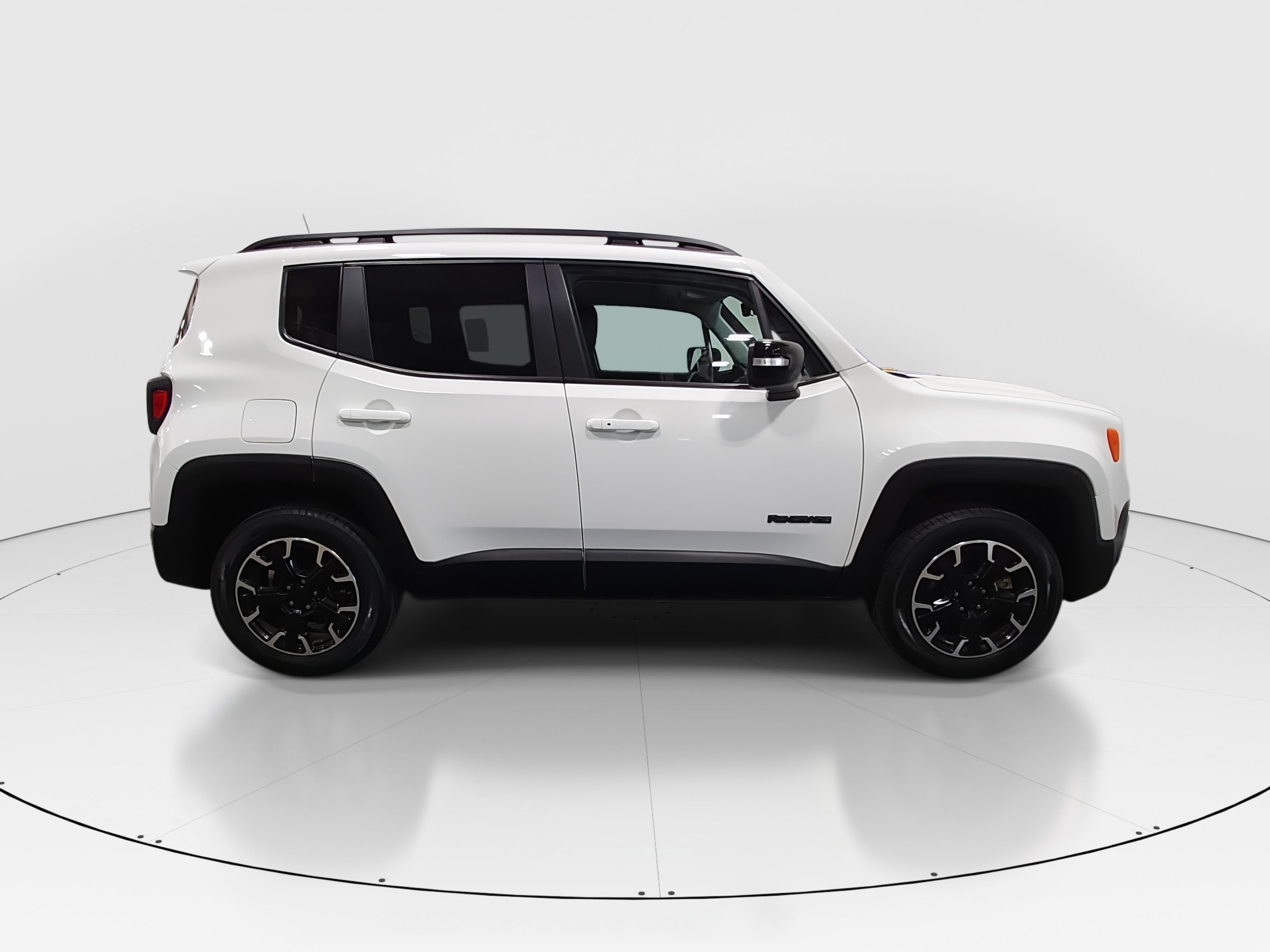 2023 Jeep Renegade Upland - Photo 8