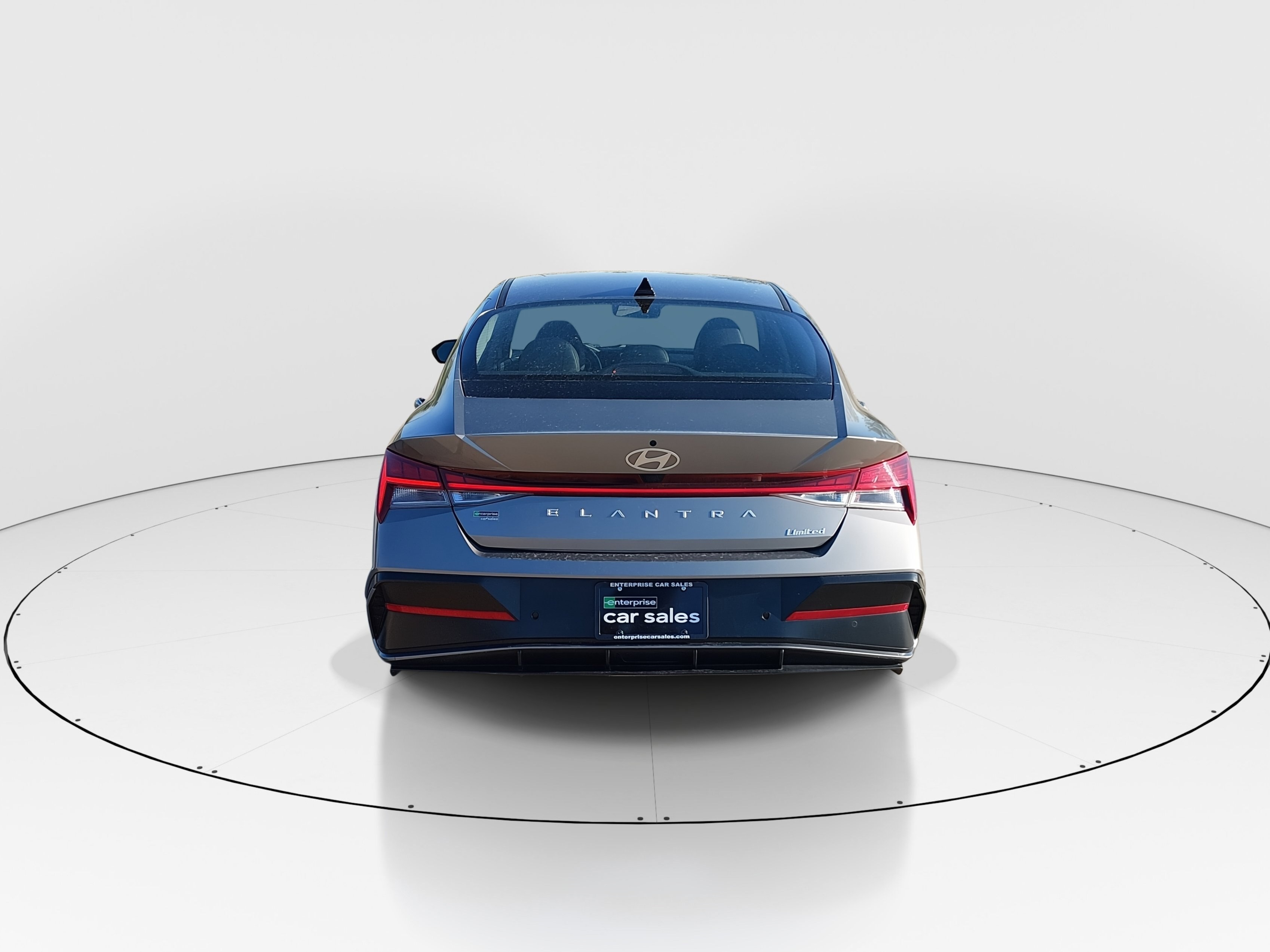 2024 Hyundai Elantra Limited - Photo 6