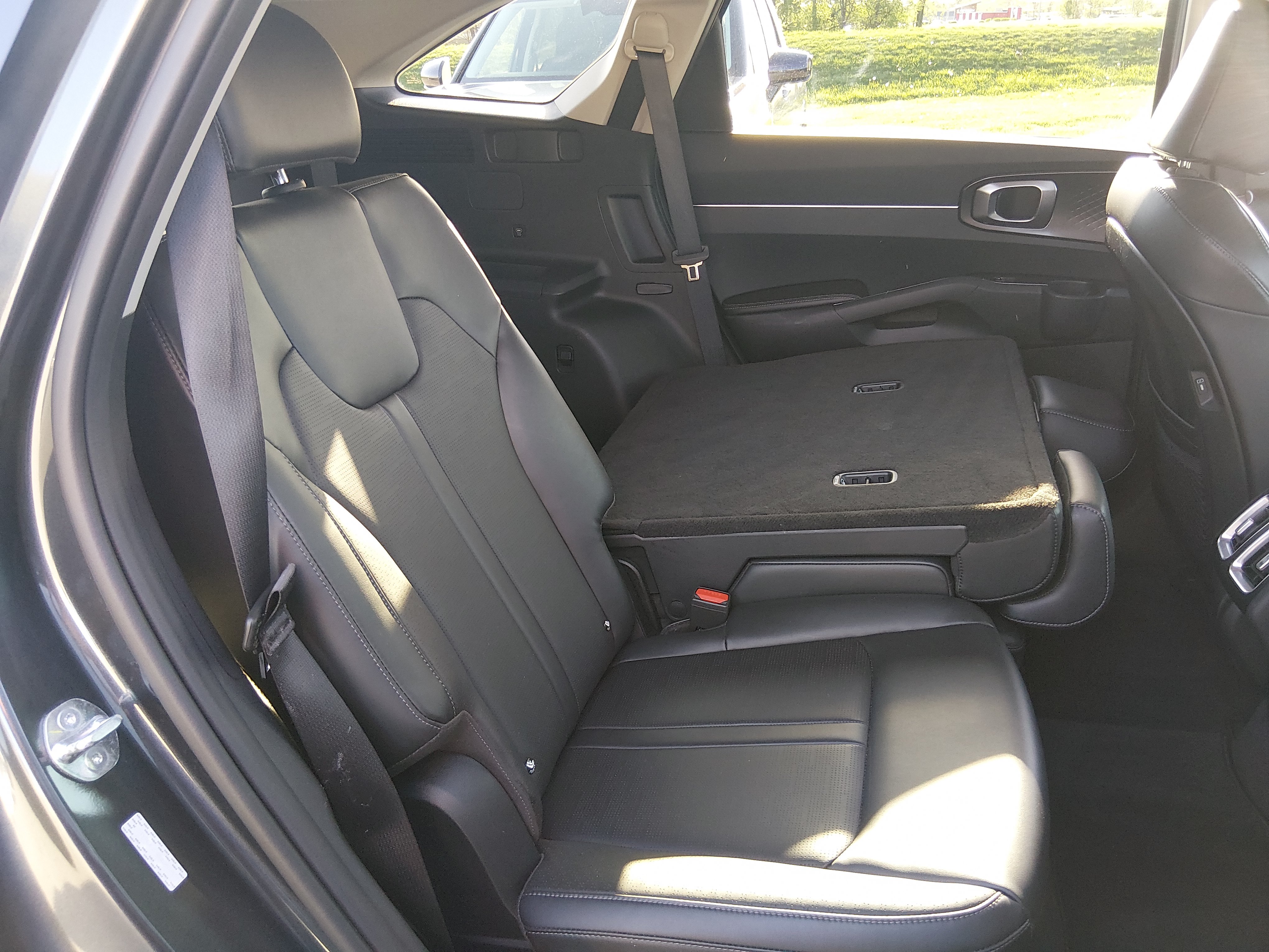 2024 Kia Sorento S - Photo 21