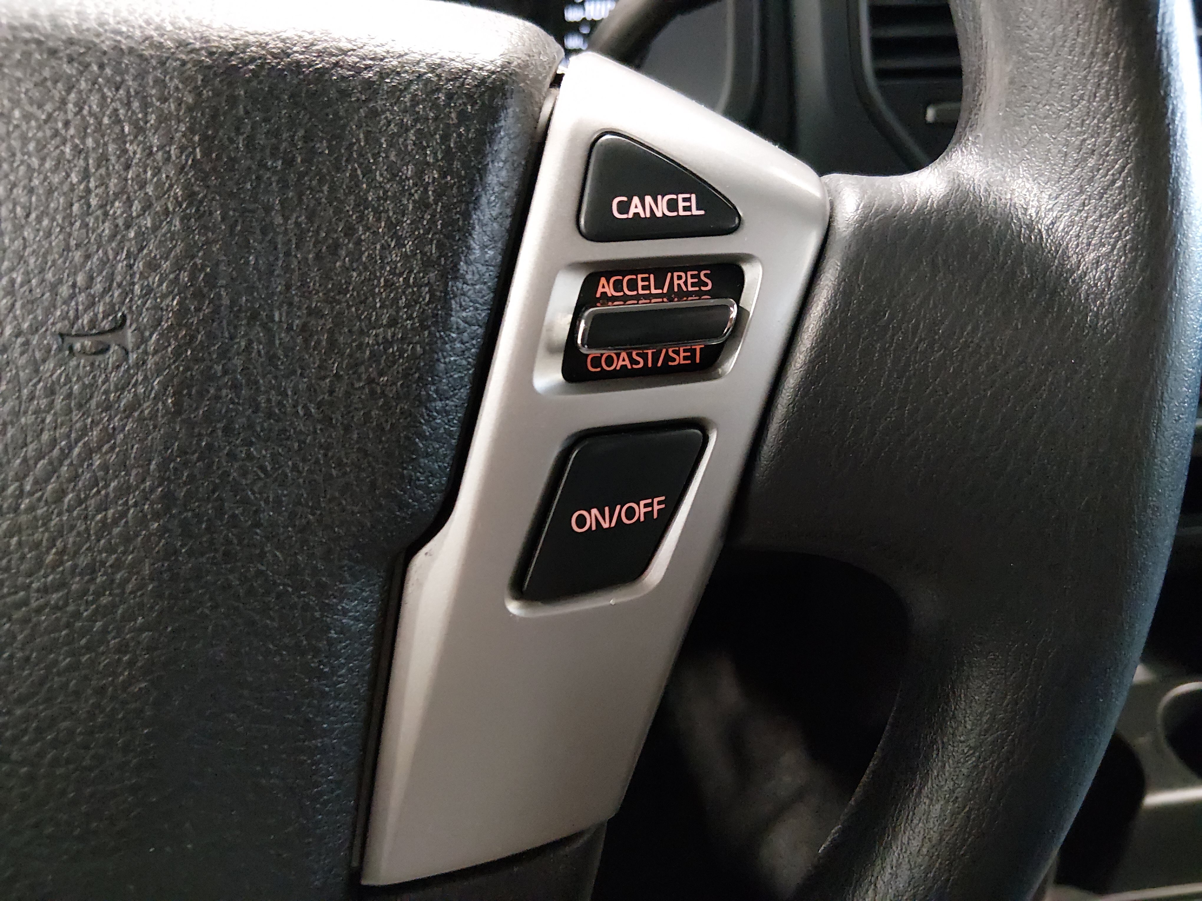 2022 Nissan Titan S - Photo 24