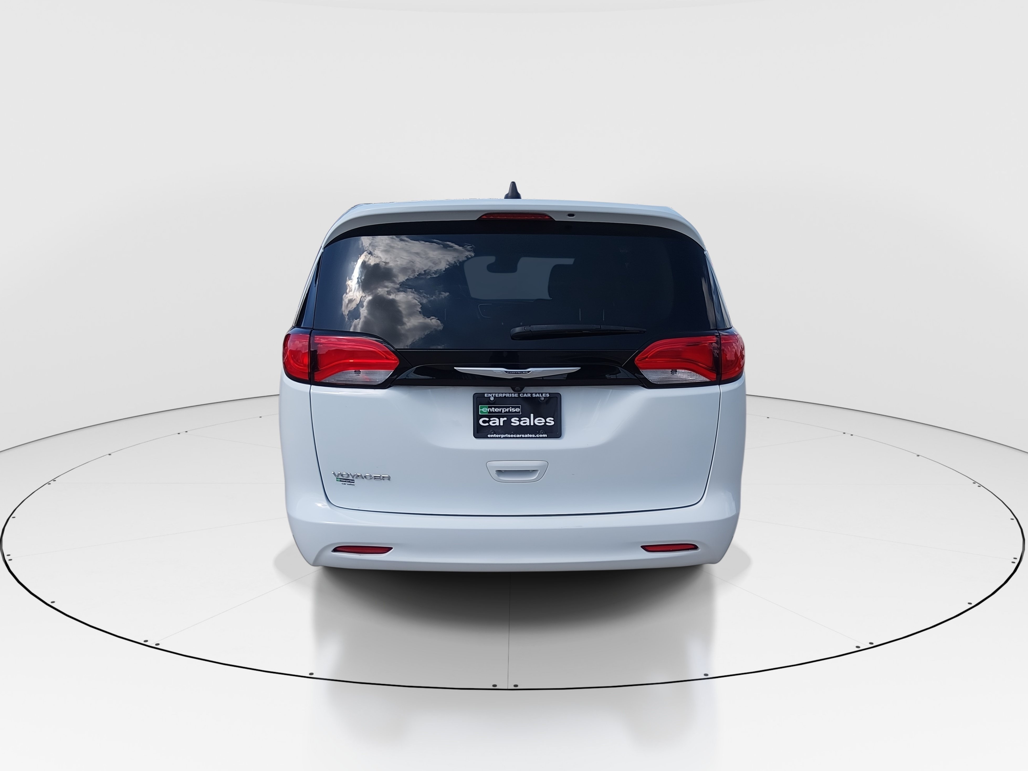 2023 Chrysler Voyager LX - Photo 6