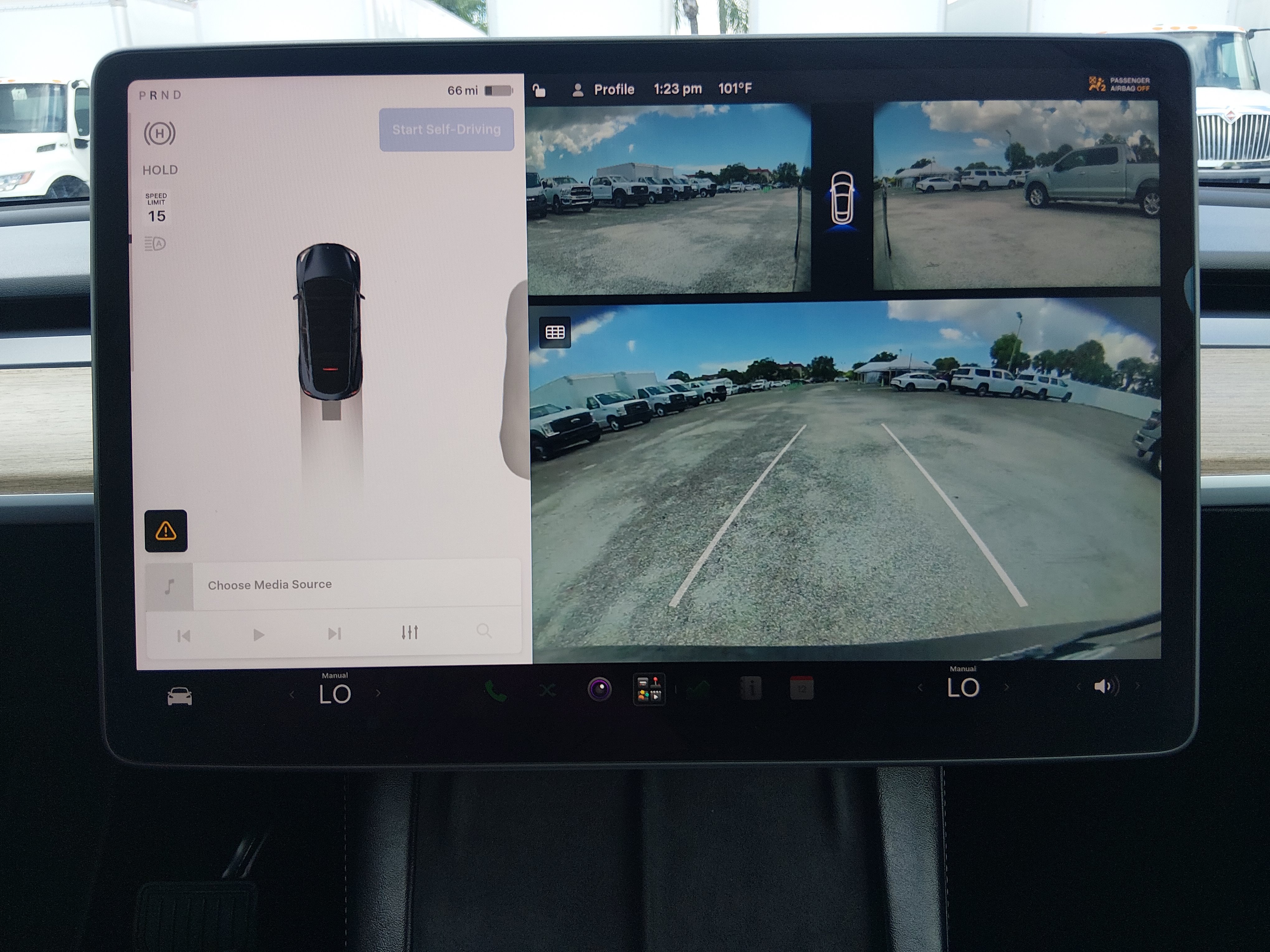 2024 Tesla Model Y Long Range - Photo 16