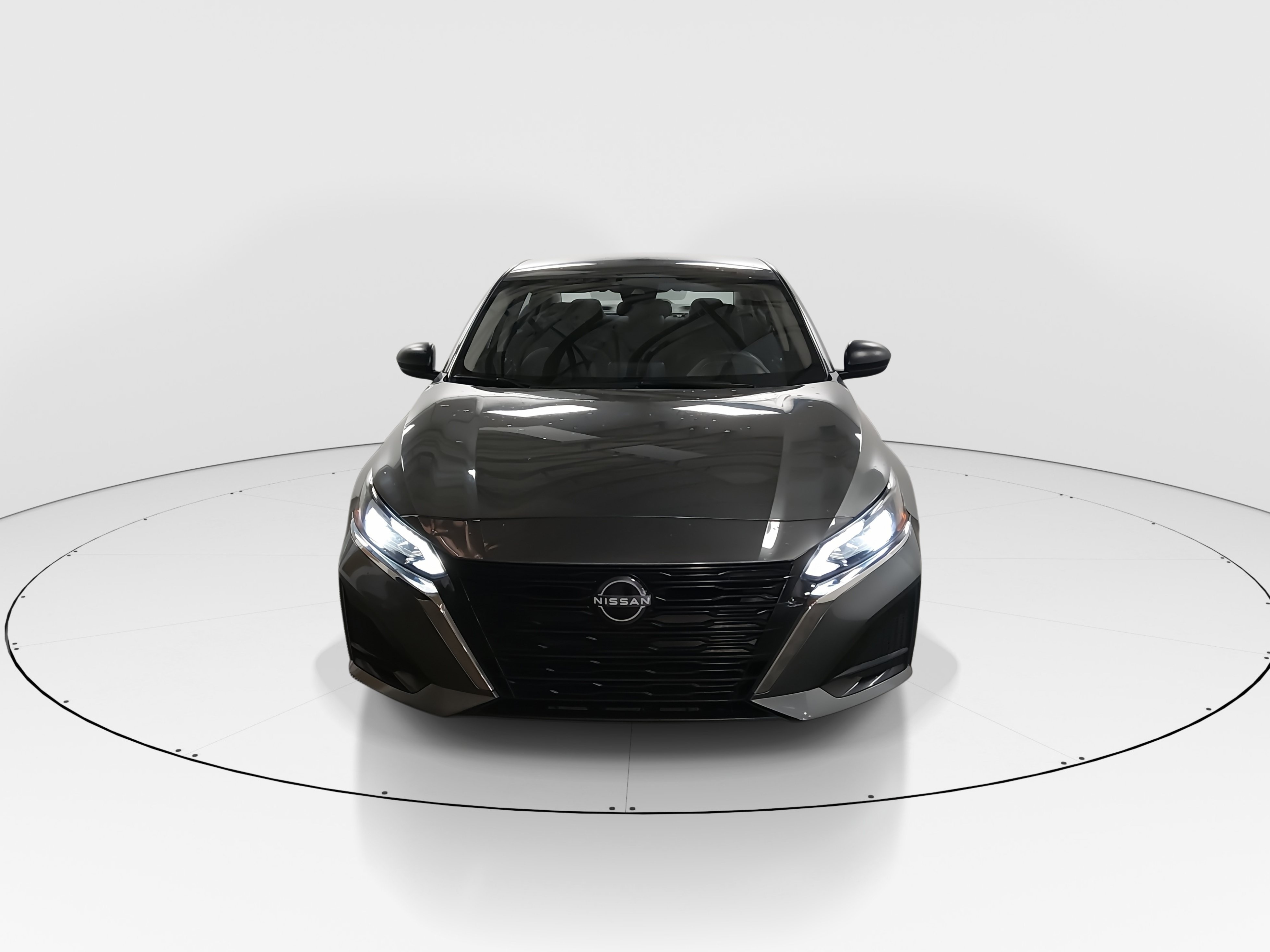2025 Nissan Altima SV - Photo 2