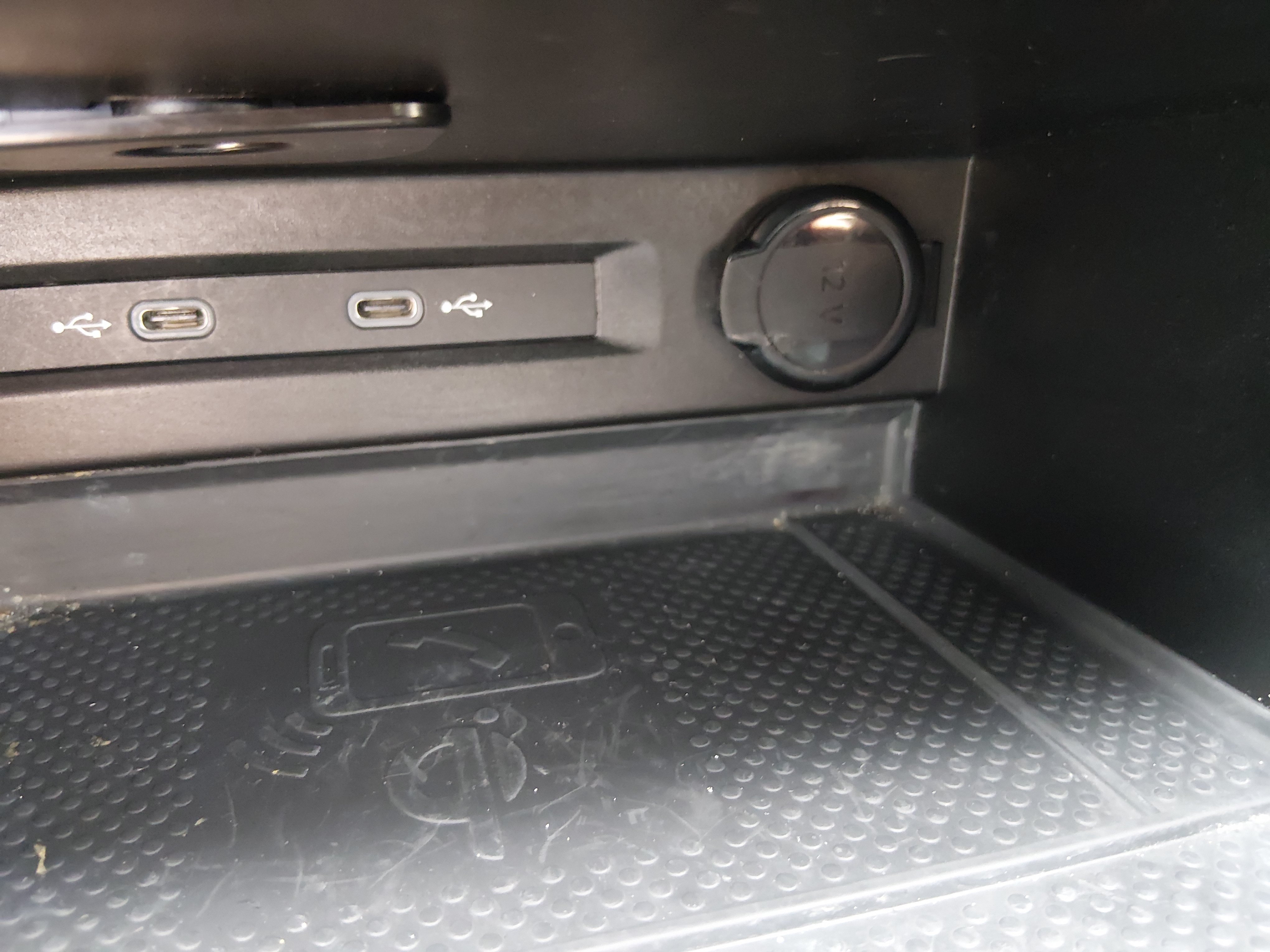 2024 Volkswagen Tiguan SE - Photo 18